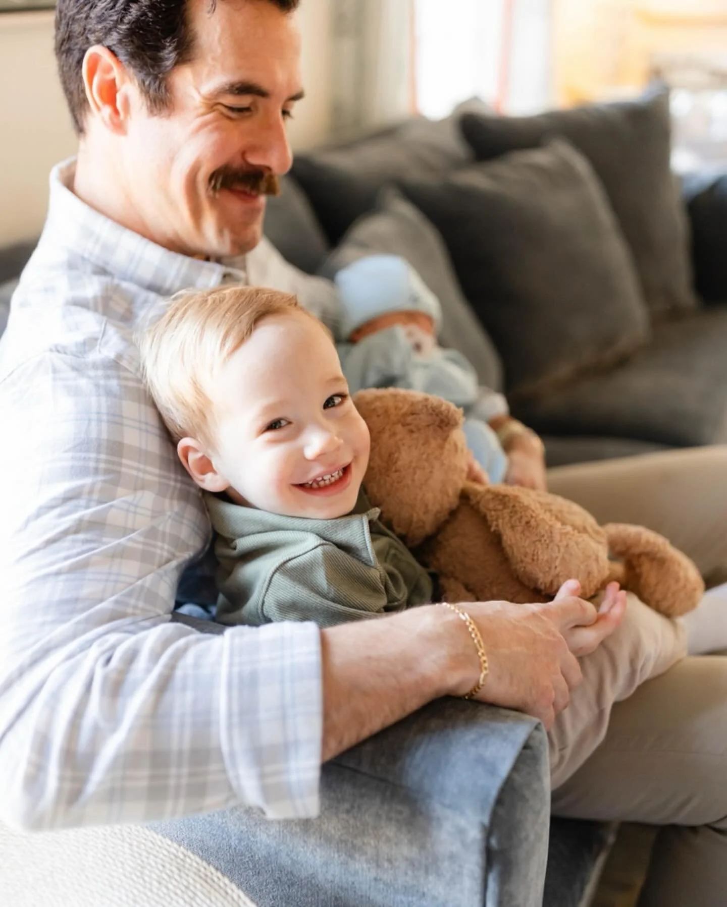 🩵🩵loving this newborn session! I&rsquo;m so happy for this precious family! If you&rsquo;re expecting in the spring, don&rsquo;t hesitate to reach out with any questions you may have about booking a newborn session! The spring fills up quickly, and