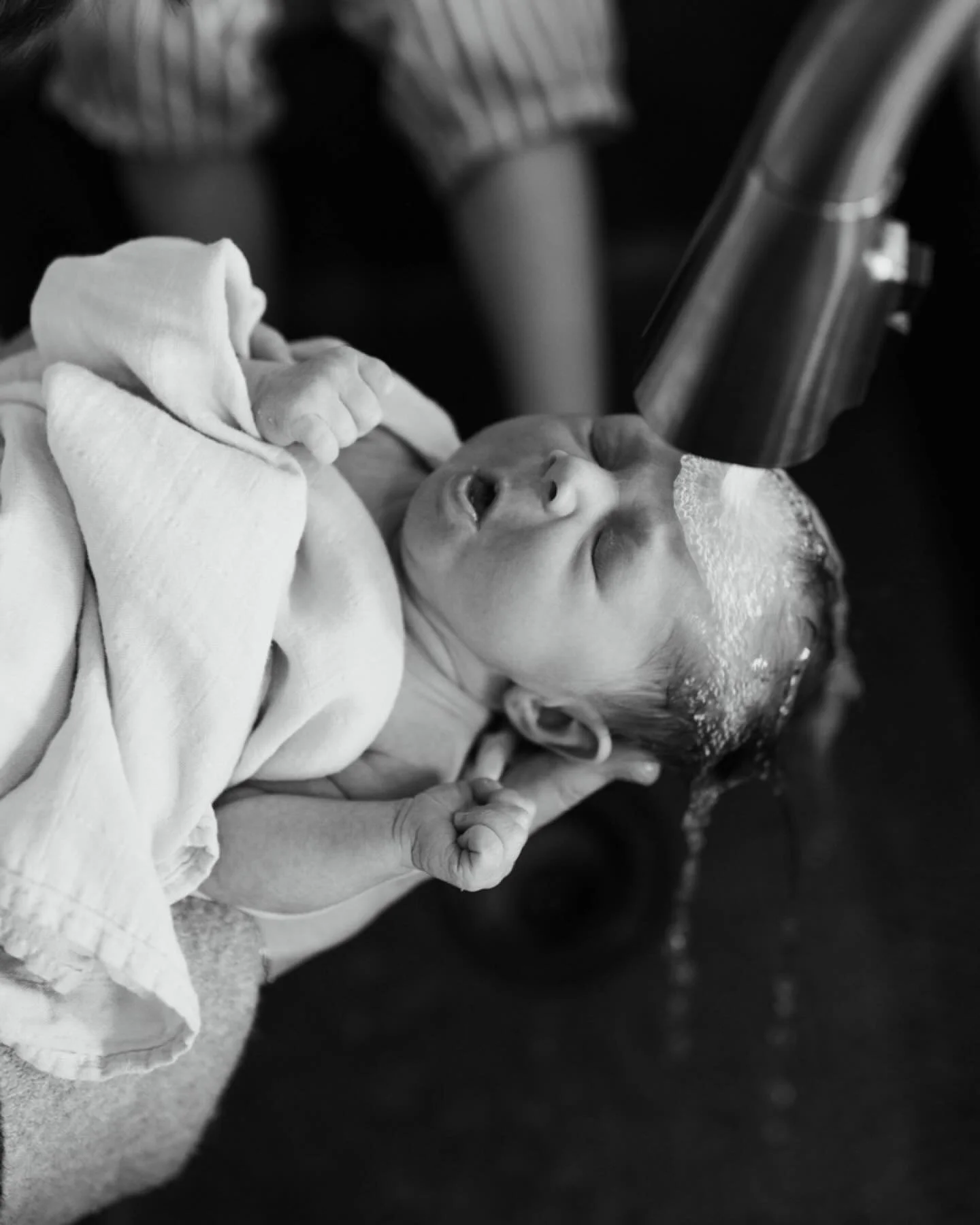 Bath time for baby!🤍🤍🤍