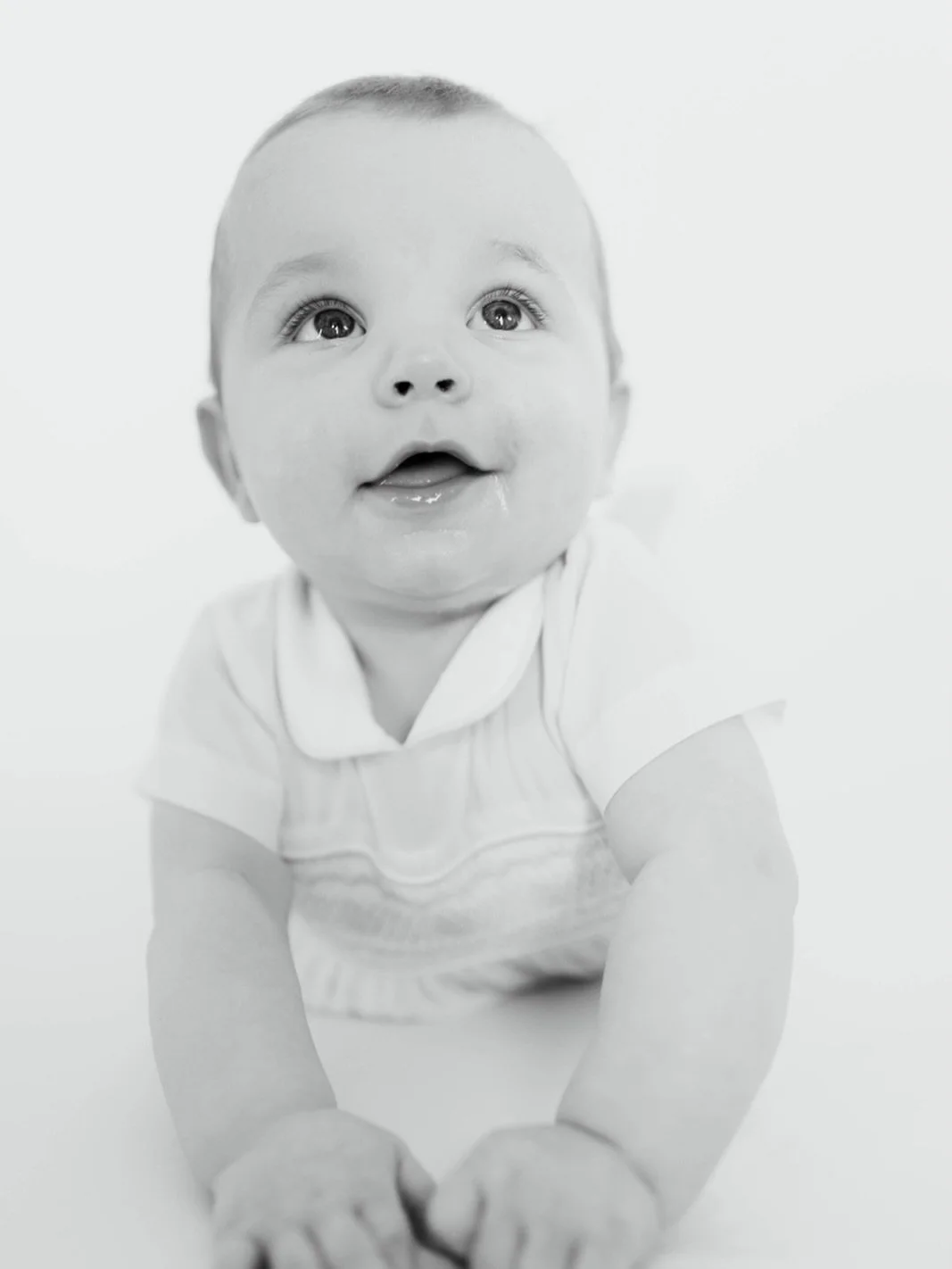 If you&rsquo;ve got little ones, don&rsquo;t forget to schedule your milestone sessions! These can be booked as indoor or outdoor sessions, and only take 15 minutes👏🏻I promise, you will never regret taking these! Head to the link in my bio to book?