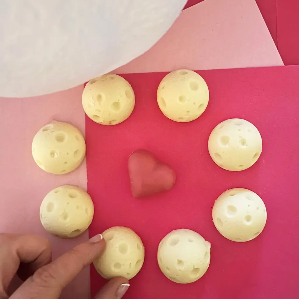 Choc on Choc - To the Moon & Back 2.webp