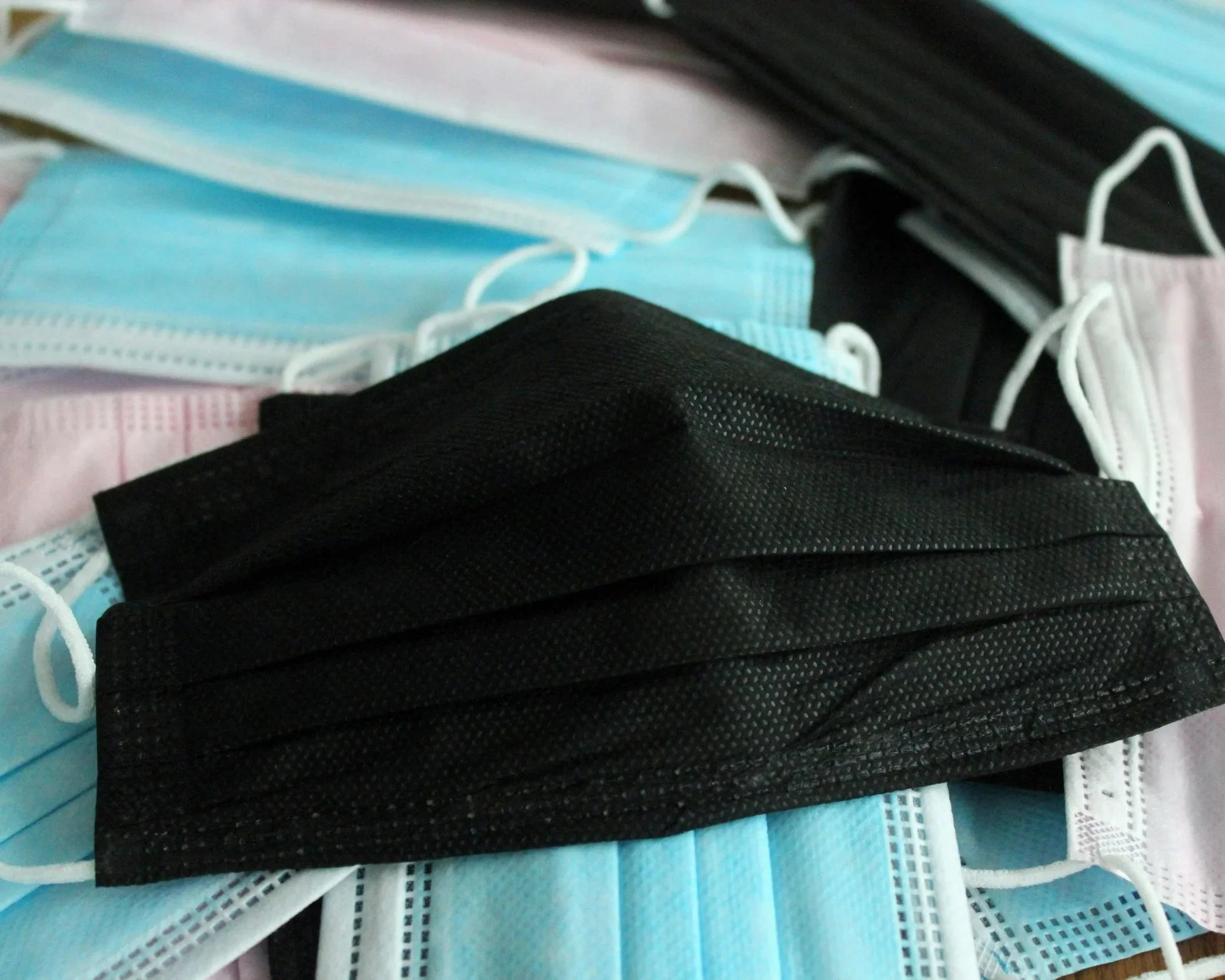 FIBERS RESIN FEMININE CARE ADULT INCONTINENCE MEDICAL WIPES ABSORBENCY SKIN COMPATIBILITY DURABILITY