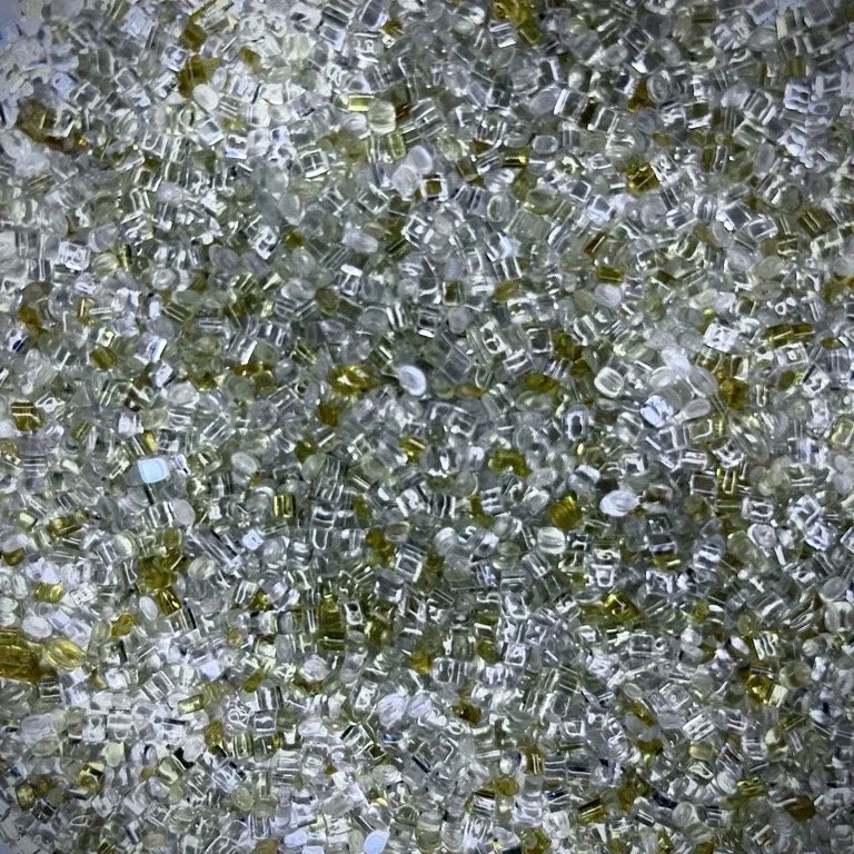 BOTTLE GRADE RESIN GREAT FOR MOLDING APPLICAITONS, PLASTIC BOTTLES, PACKAGING.  FIBER GRADE RESIN GOOD FOR SPINNING INTO FILAMENT. FOR TEXTILE APPLICAITONS