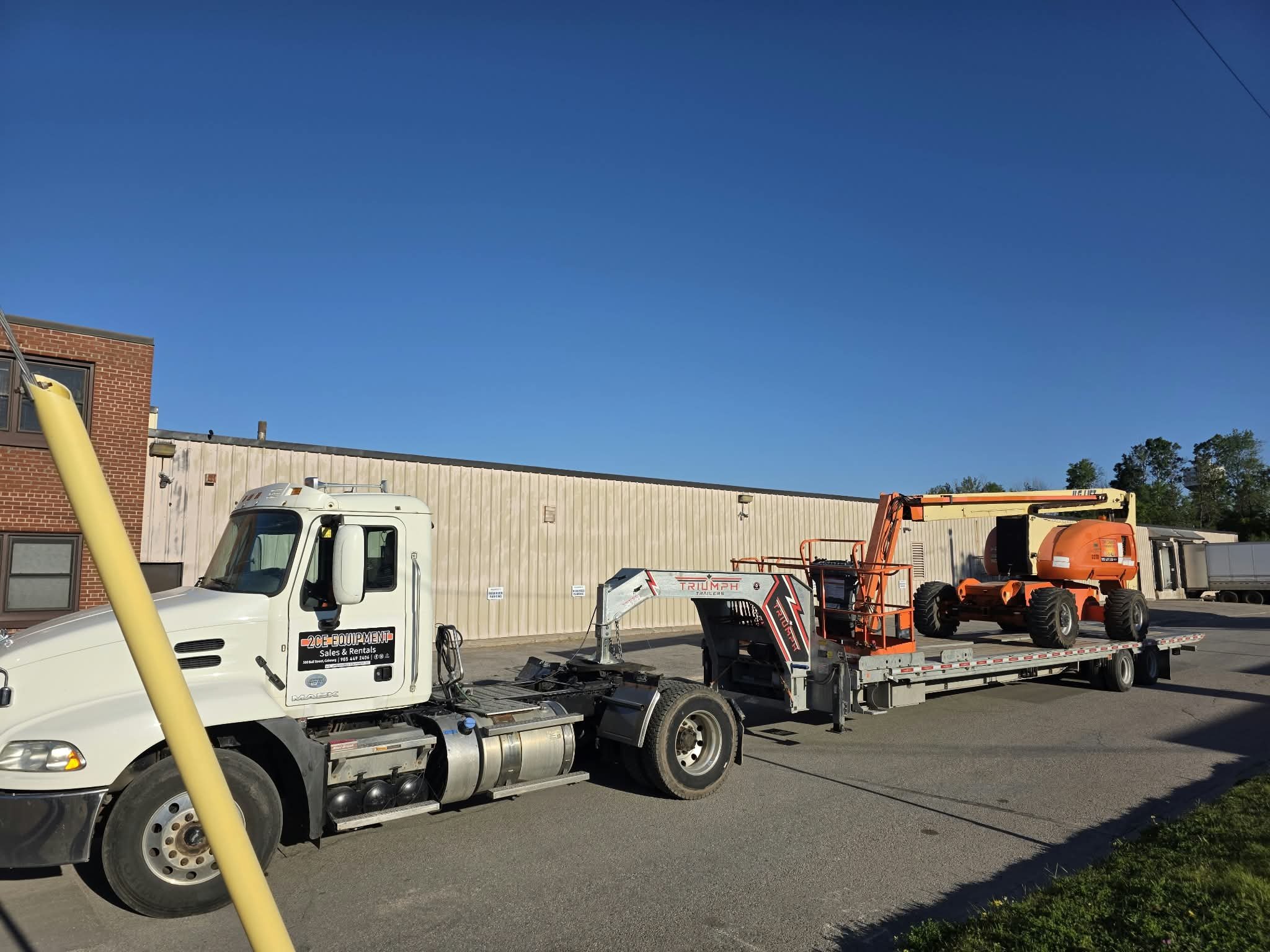 Why Cobourg Contractors Love Working With a Local, Family-Owned Equipment Dealer