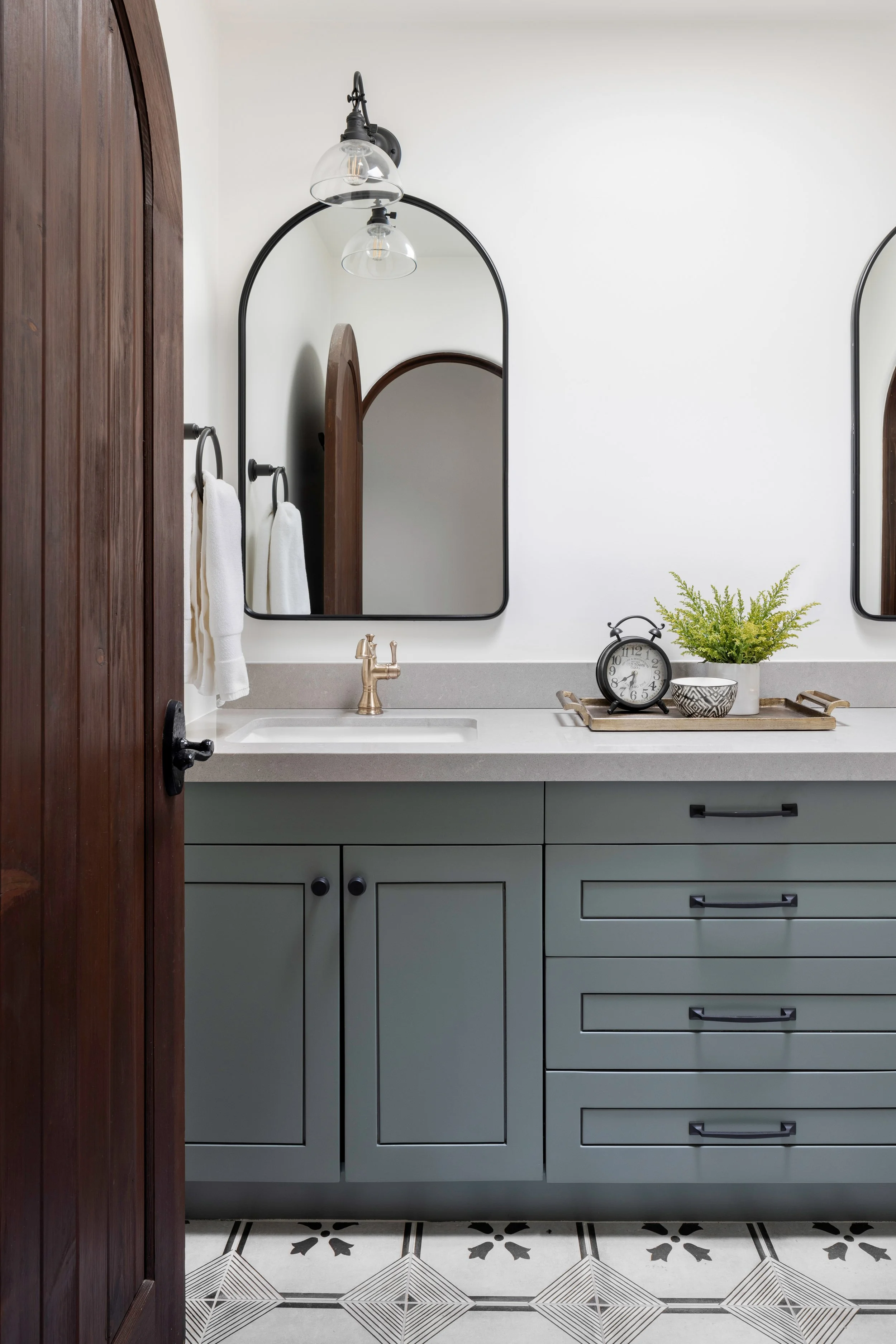 MollyRosePhoto-Feb-2022-DMAR Interiors-Panorama-297-Edit.jpeg