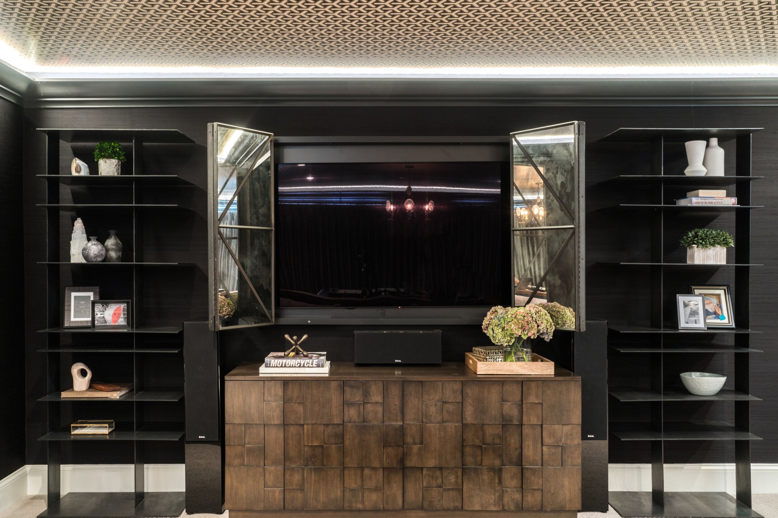 y0Ft_55w - Copy.jpeg