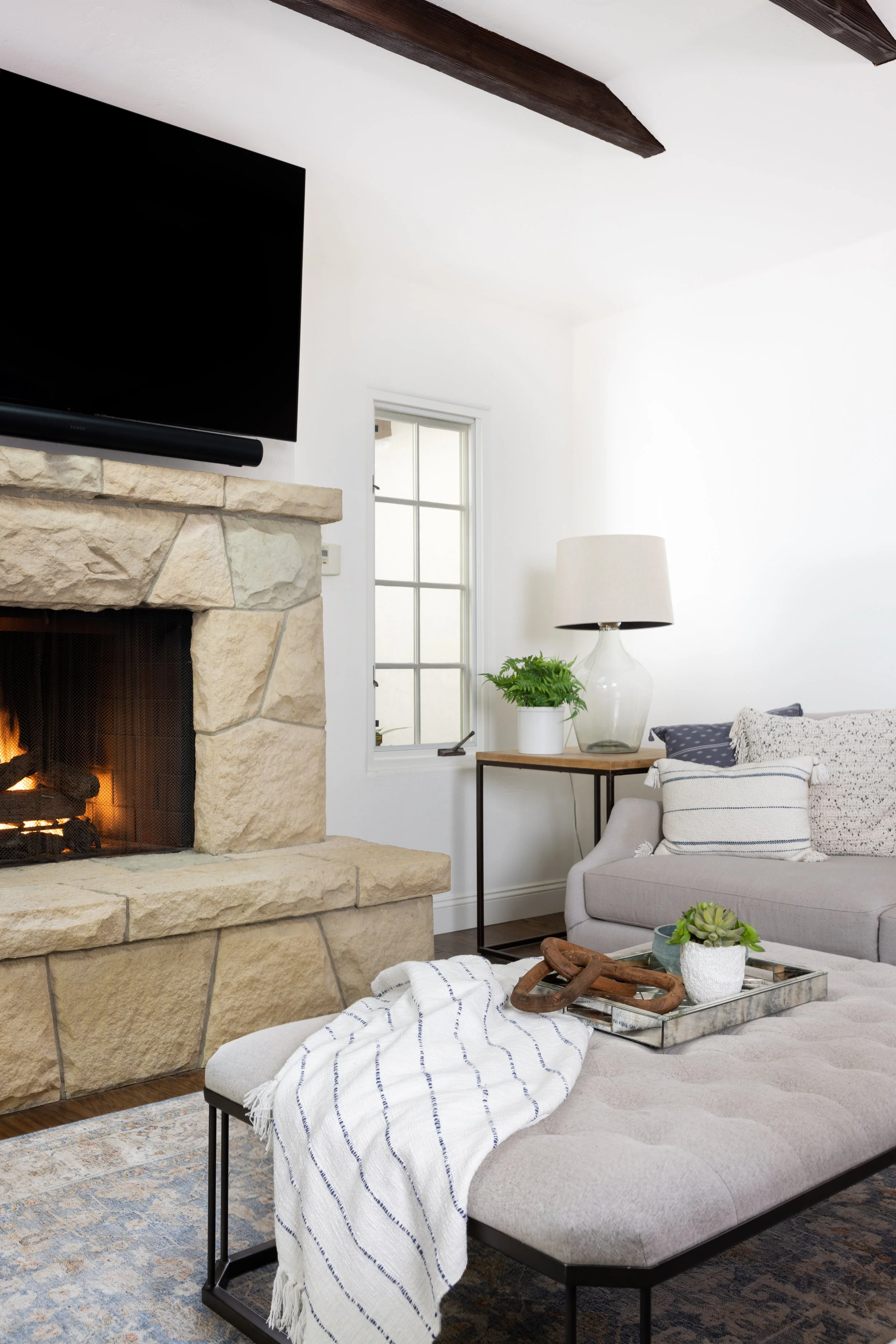 MollyRosePhoto-Feb-2022-DMAR Interiors-CalleHermoso-166.jpeg