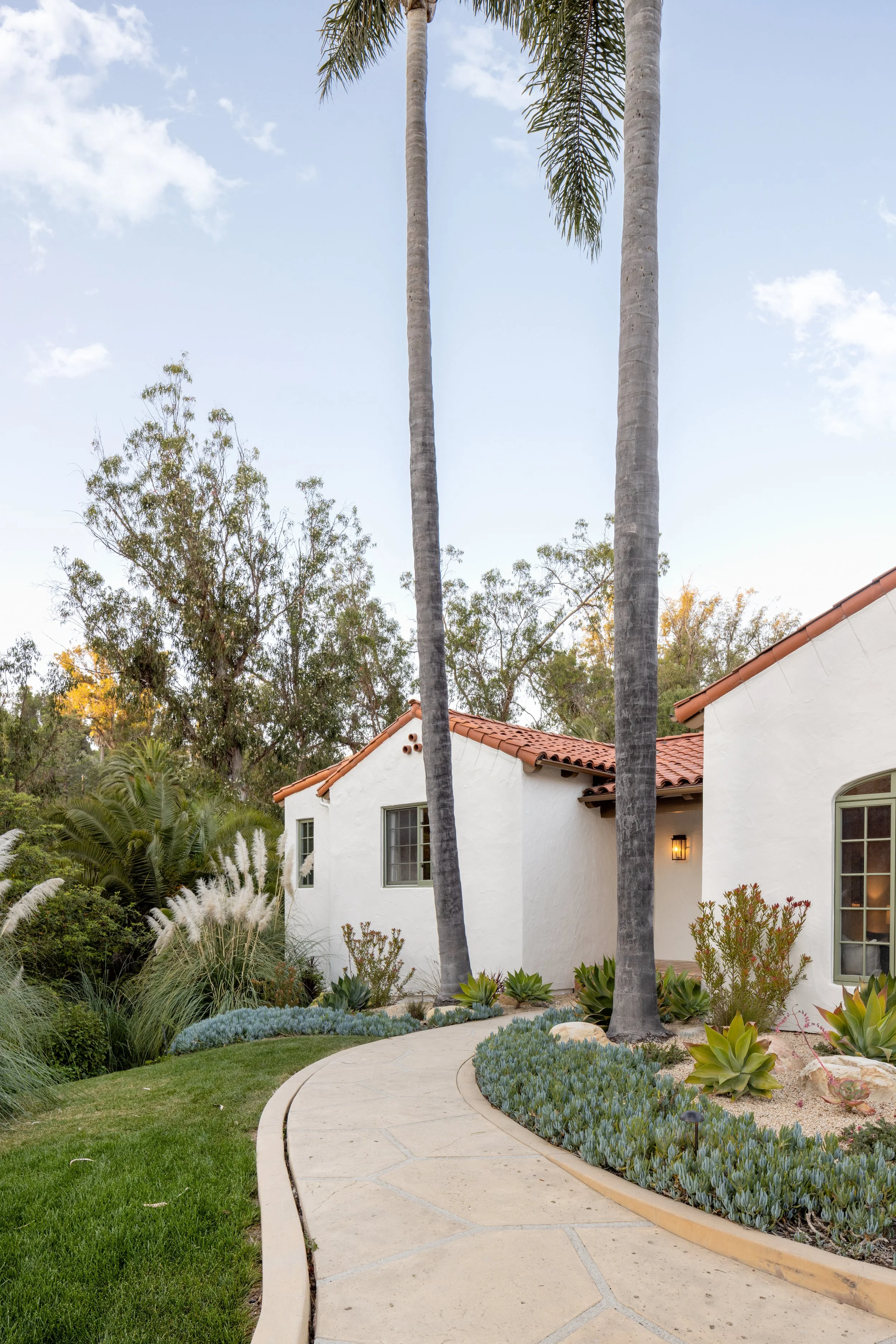 MollyRosePhoto-Feb-2022-DMAR Interiors-CalleHermoso-665.jpeg