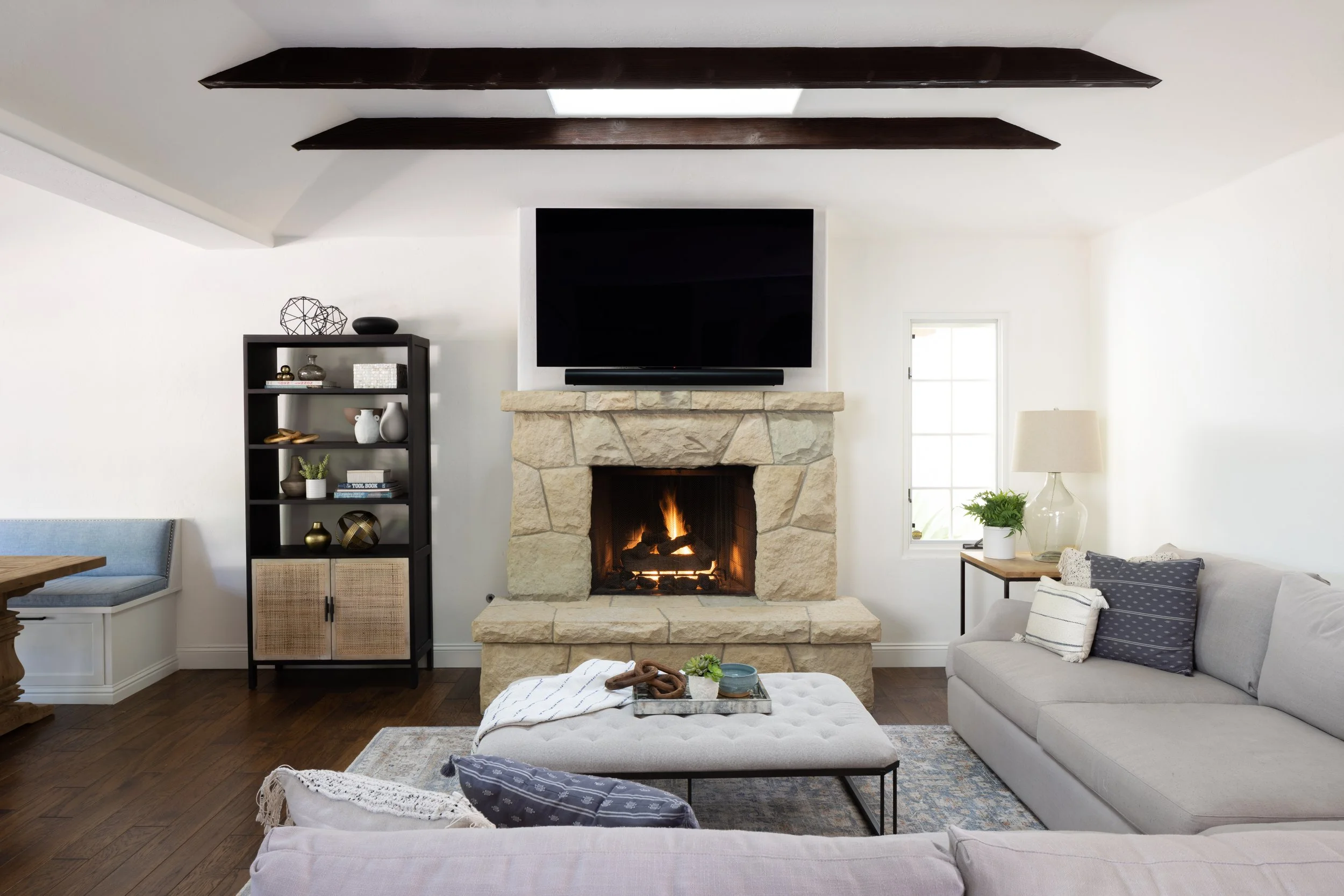 MollyRosePhoto-Feb-2022-DMAR Interiors-CalleHermoso-172.jpeg