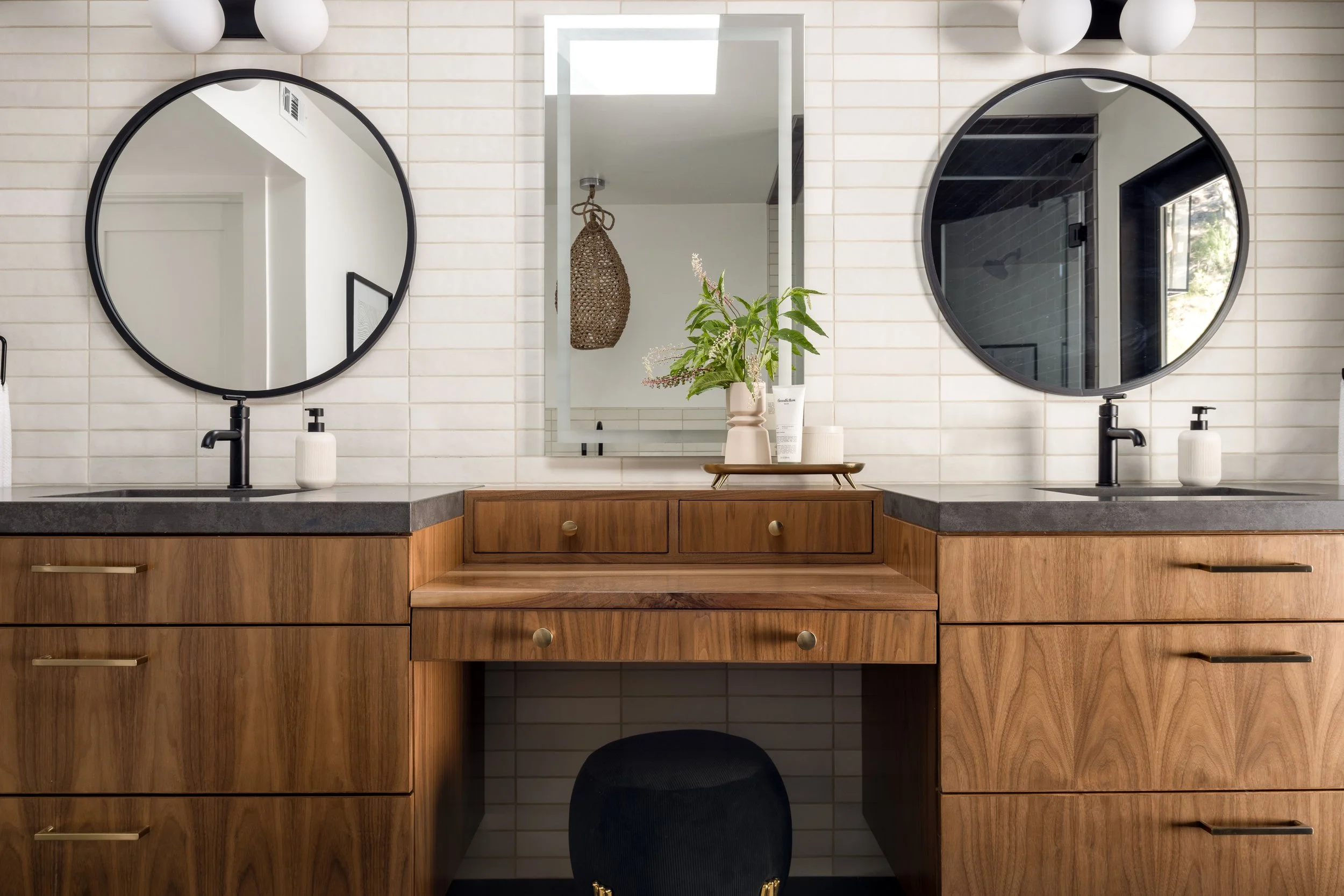 SBournePhoto-June 22-Dmar-Holly-Web-75.jpg