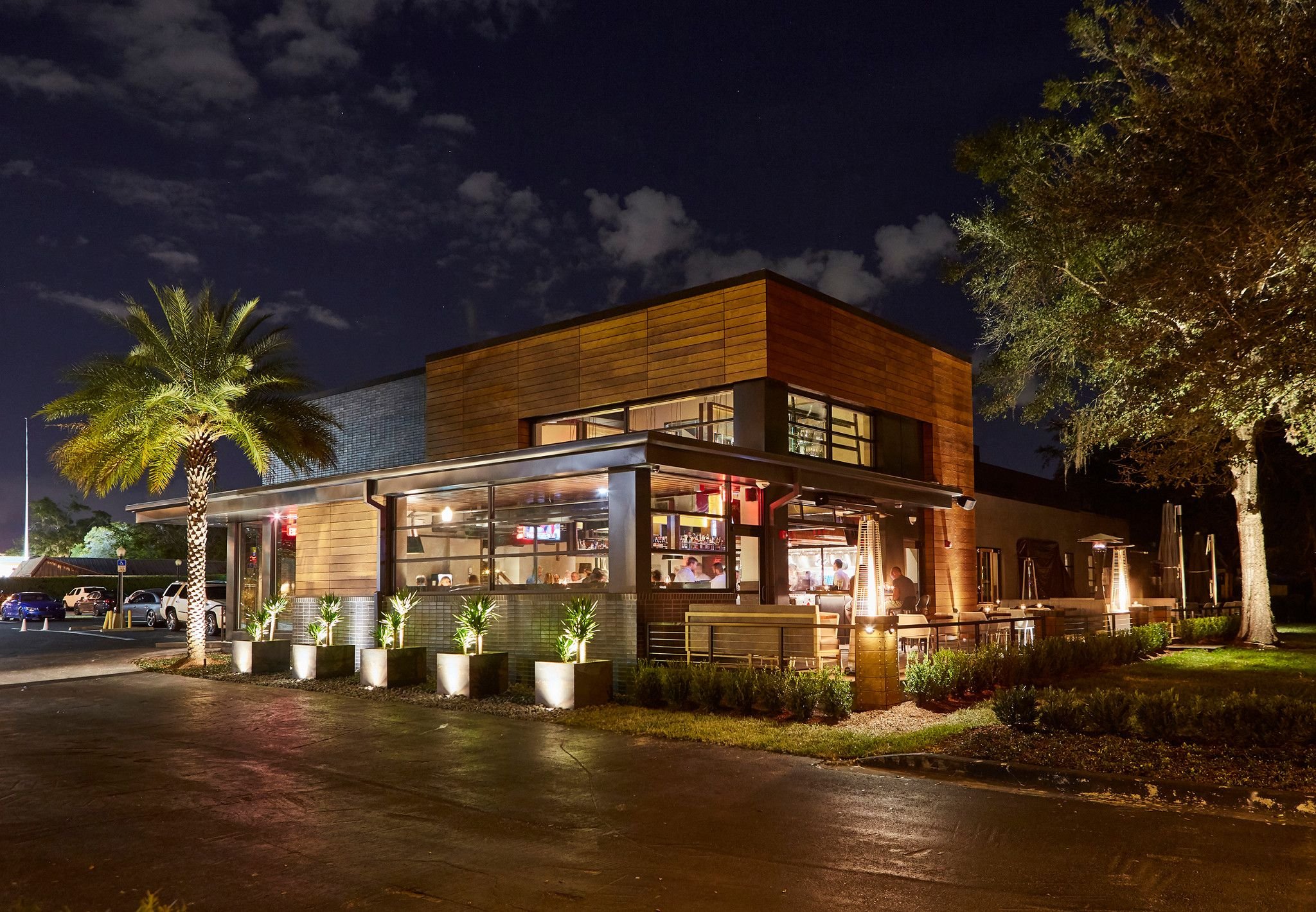 Luke's Kitchen and Bar