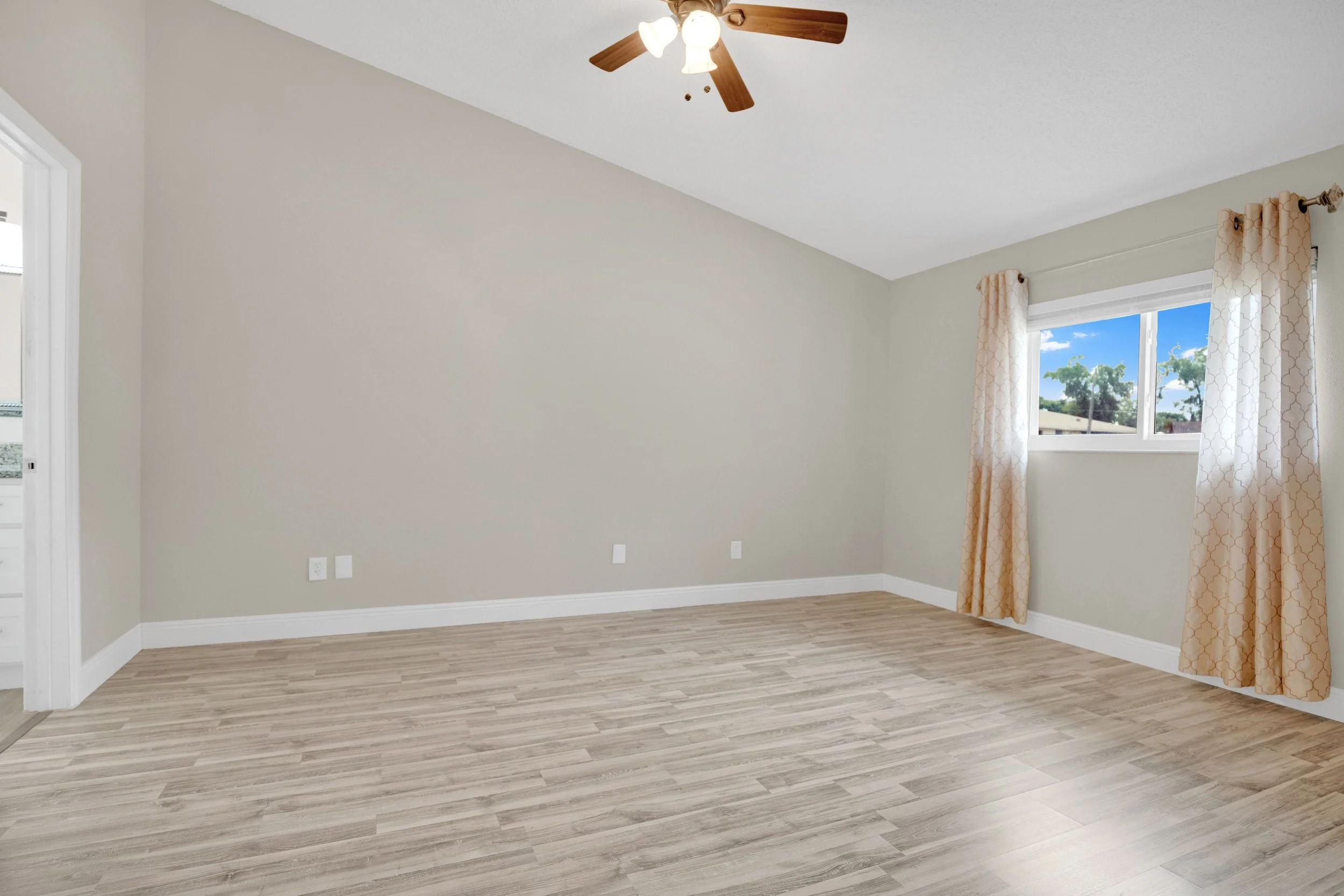 3914 Foothills Drive Orlando Fl