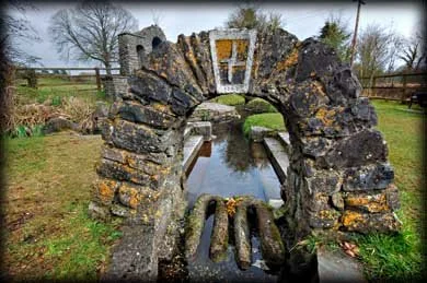 KILDARE: Day 5 weaves us through the sacred and powerful land of Brigid – Kildare, meaning Forest of the Oak. It is here that Brigid founded her Monastery in the 5th century where you will receive a “Brigid’s Fire Blessing” on the foundations of her 