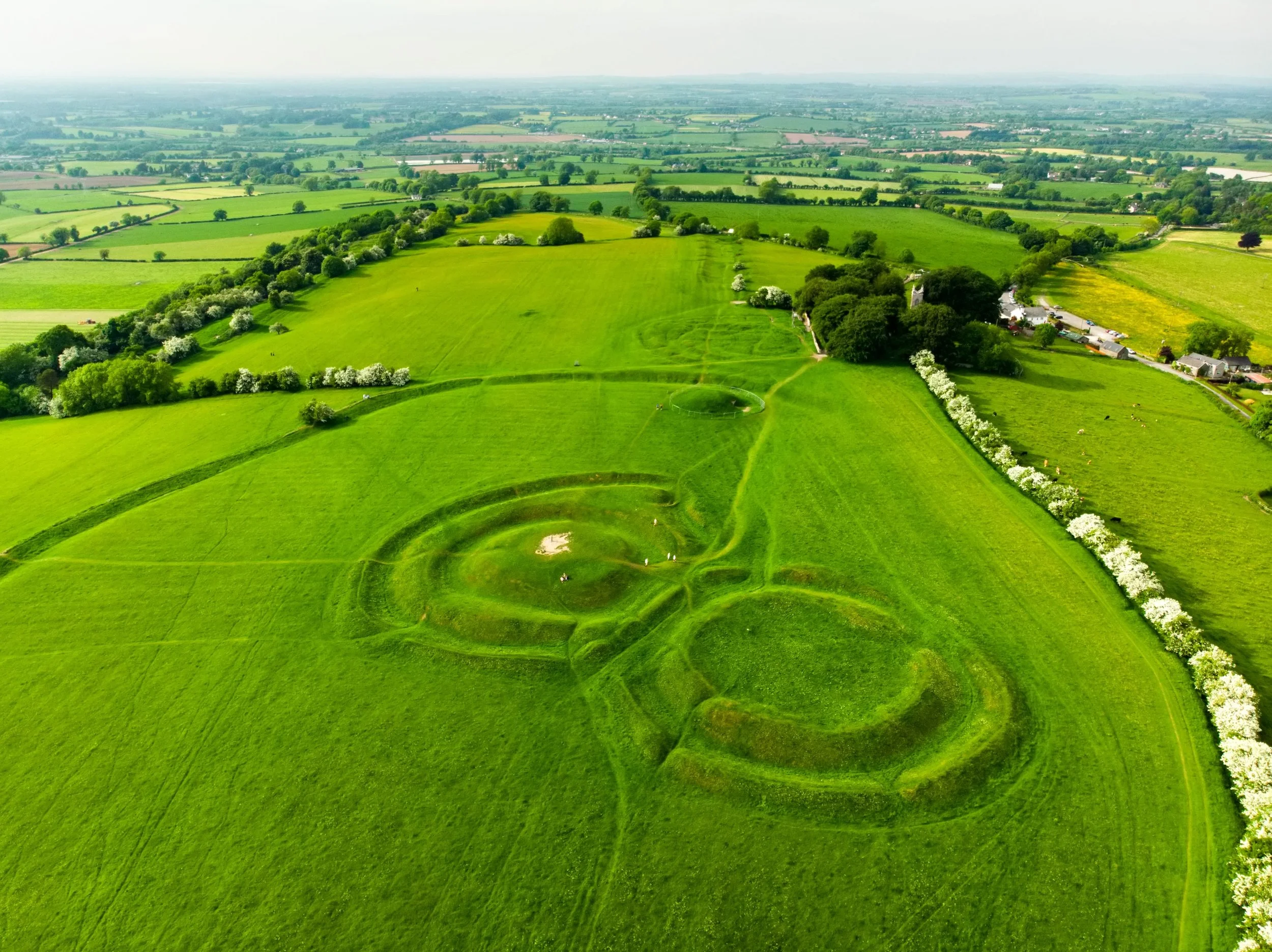 HILL OF TARA: On Day 1 of our retreat, arriving at the Hill of Tara, we will be welcomed home to the power of our hearts at this most revered sacred site of Ireland. It was the seat of power of many of Ireland’s High Kings and prehistoric ancient dei
