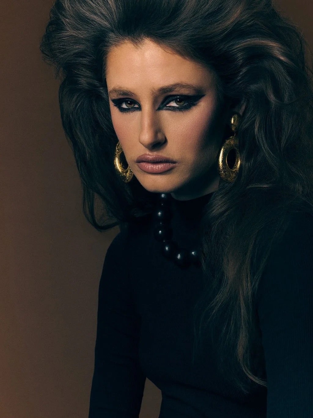 for @flanellemagazine 

model @zoiezeller 
mua @mykengarciabeauty_ 
hair @dakotamalacara 
hair assistant @jesus.alcester 
archival jewelry @cynthiarybakoff
photo by me @trudorudo