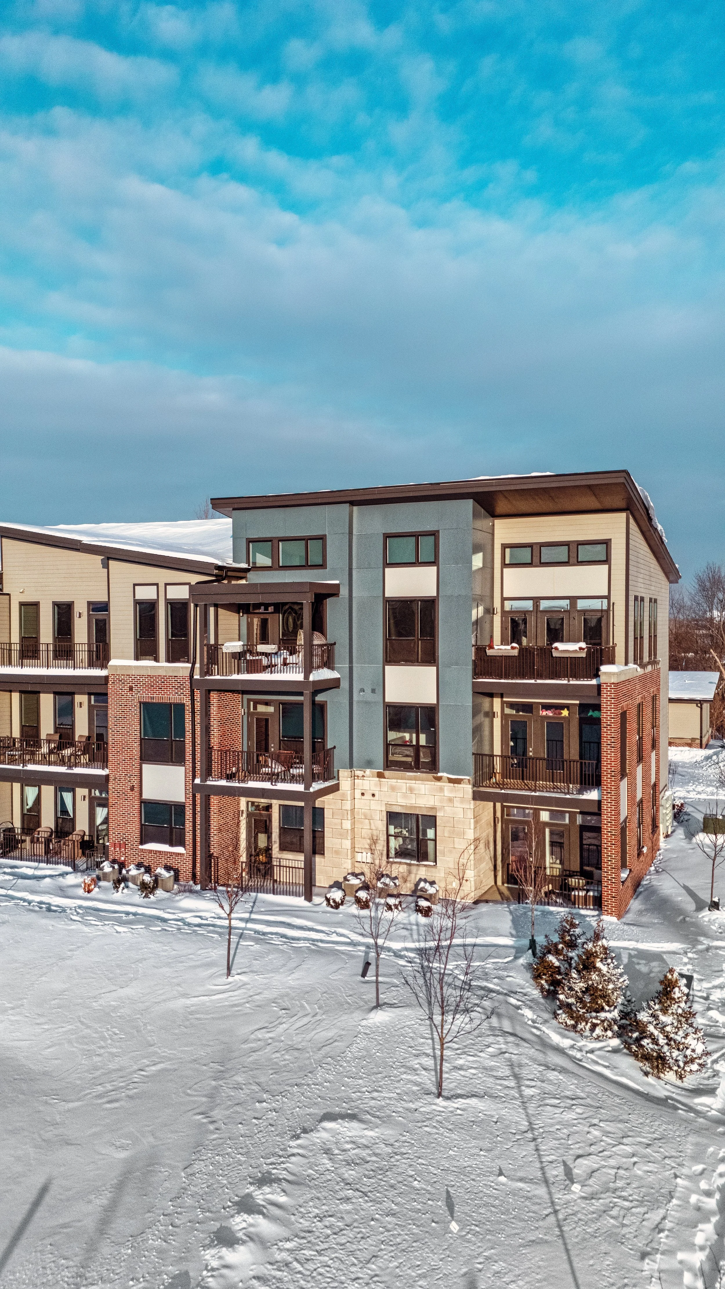 HOME SNOW (1 of 1).JPG