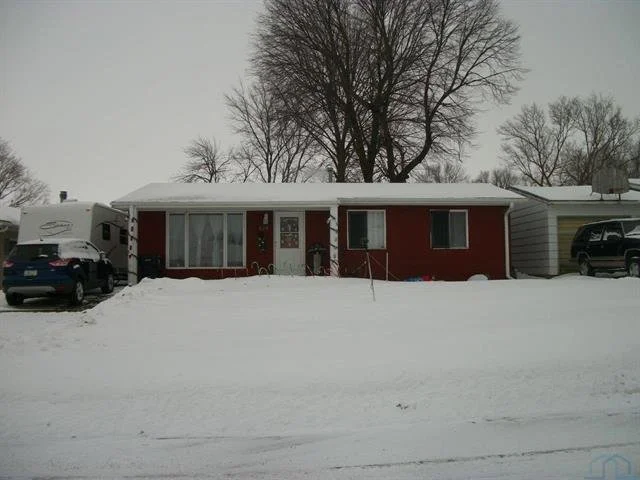 624 E 5th St (Aurelia)