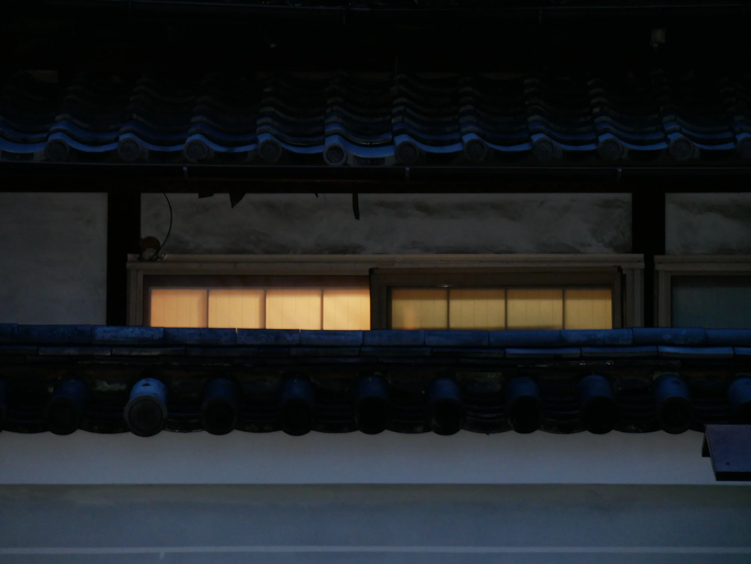 sliding window - 2026 - Digital photograph