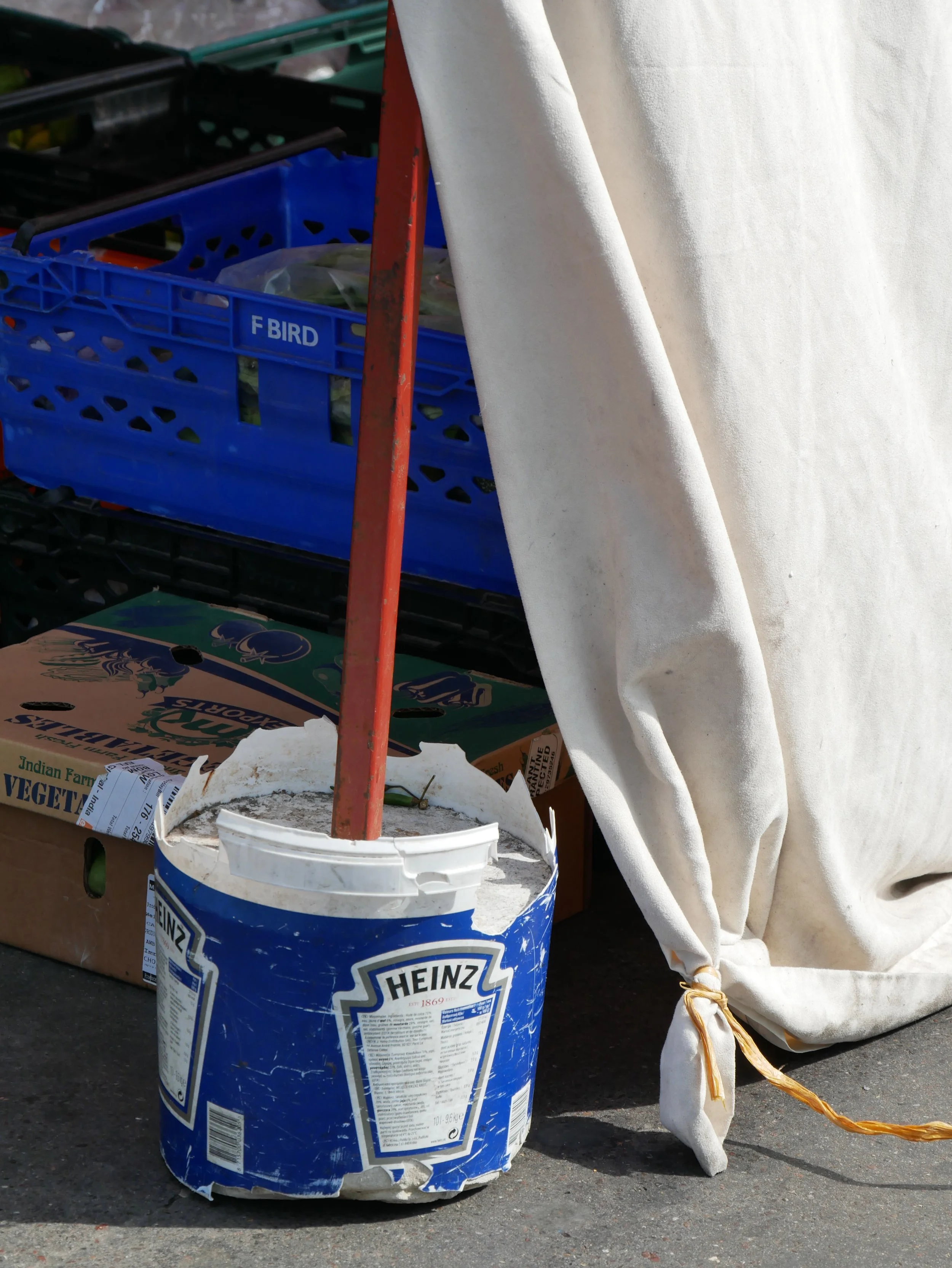 bucket sauce - 2026 - Digital photograph