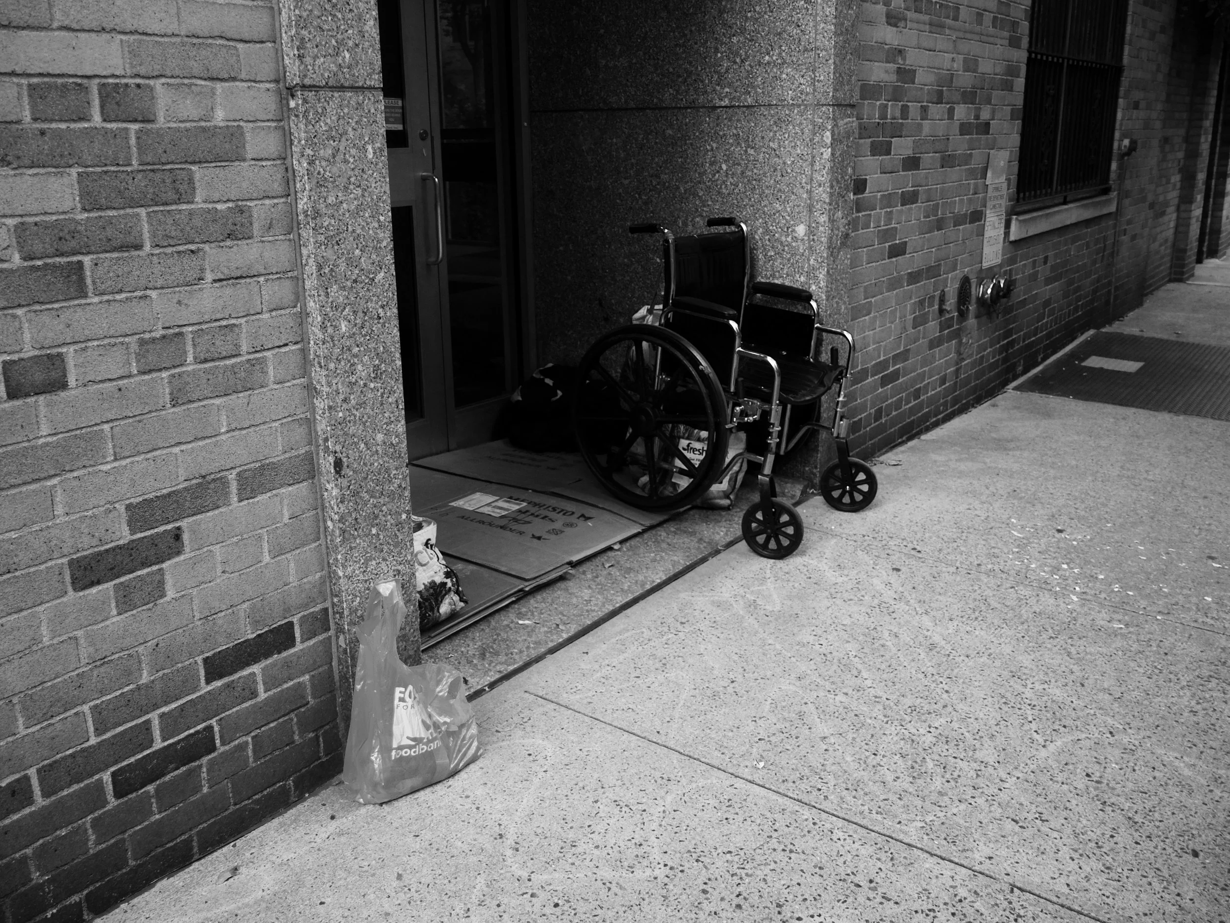 streetchair - 2025 - Digital photograph