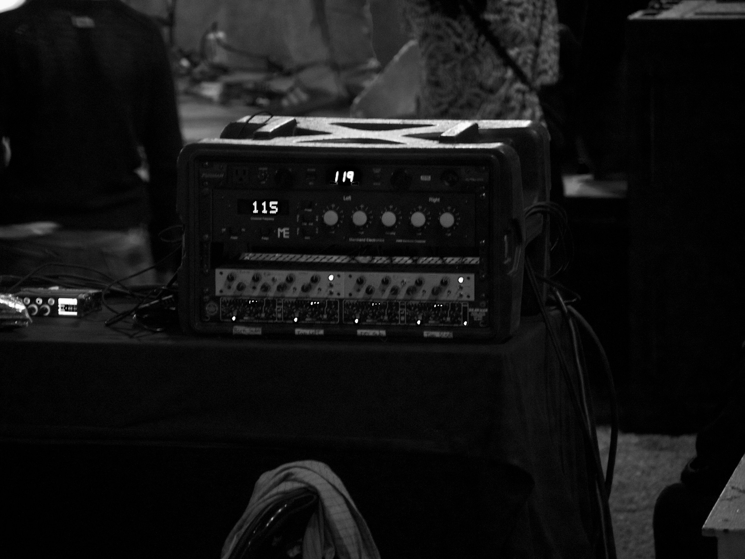 type stereo - 2025 - Digital photograph