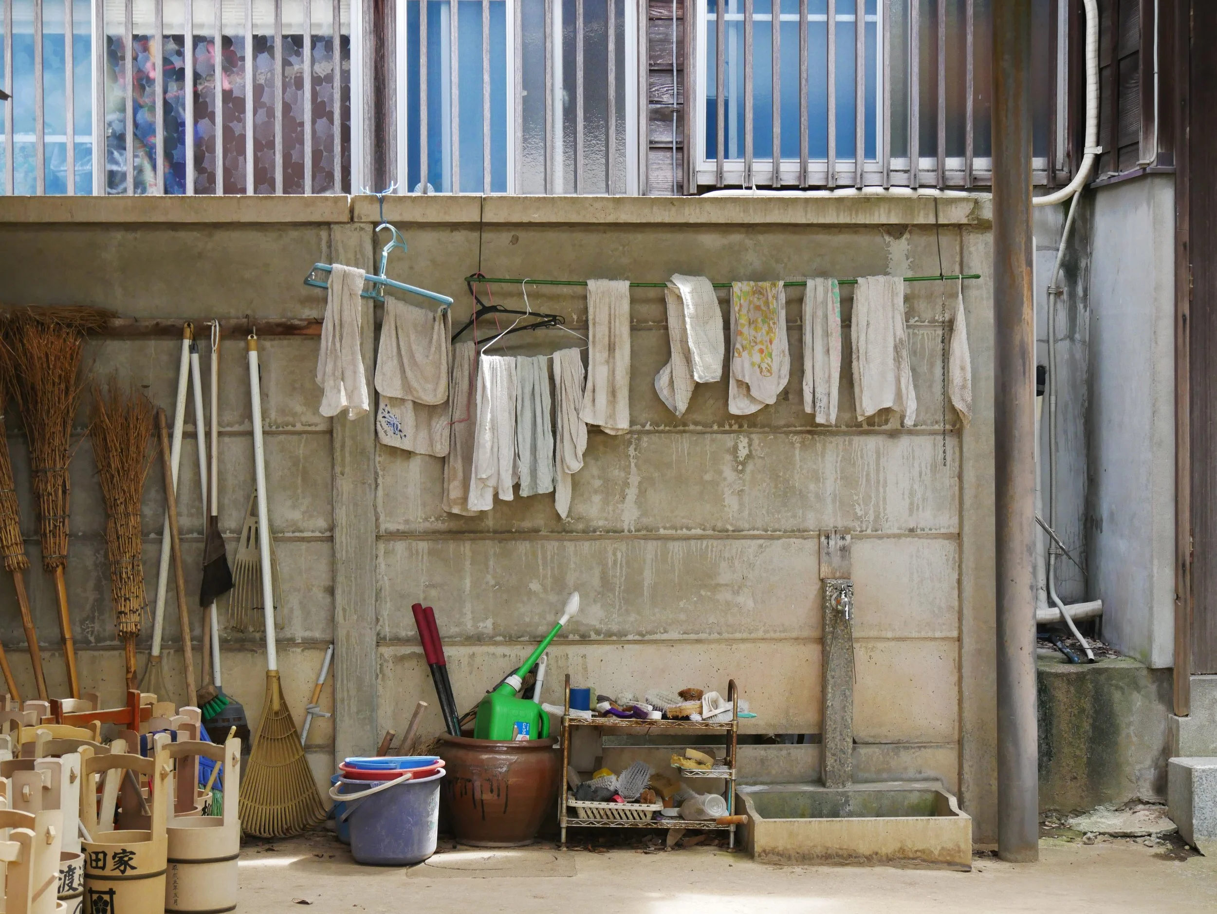 cemetery in Yanaka - 2026 - Digital photograph