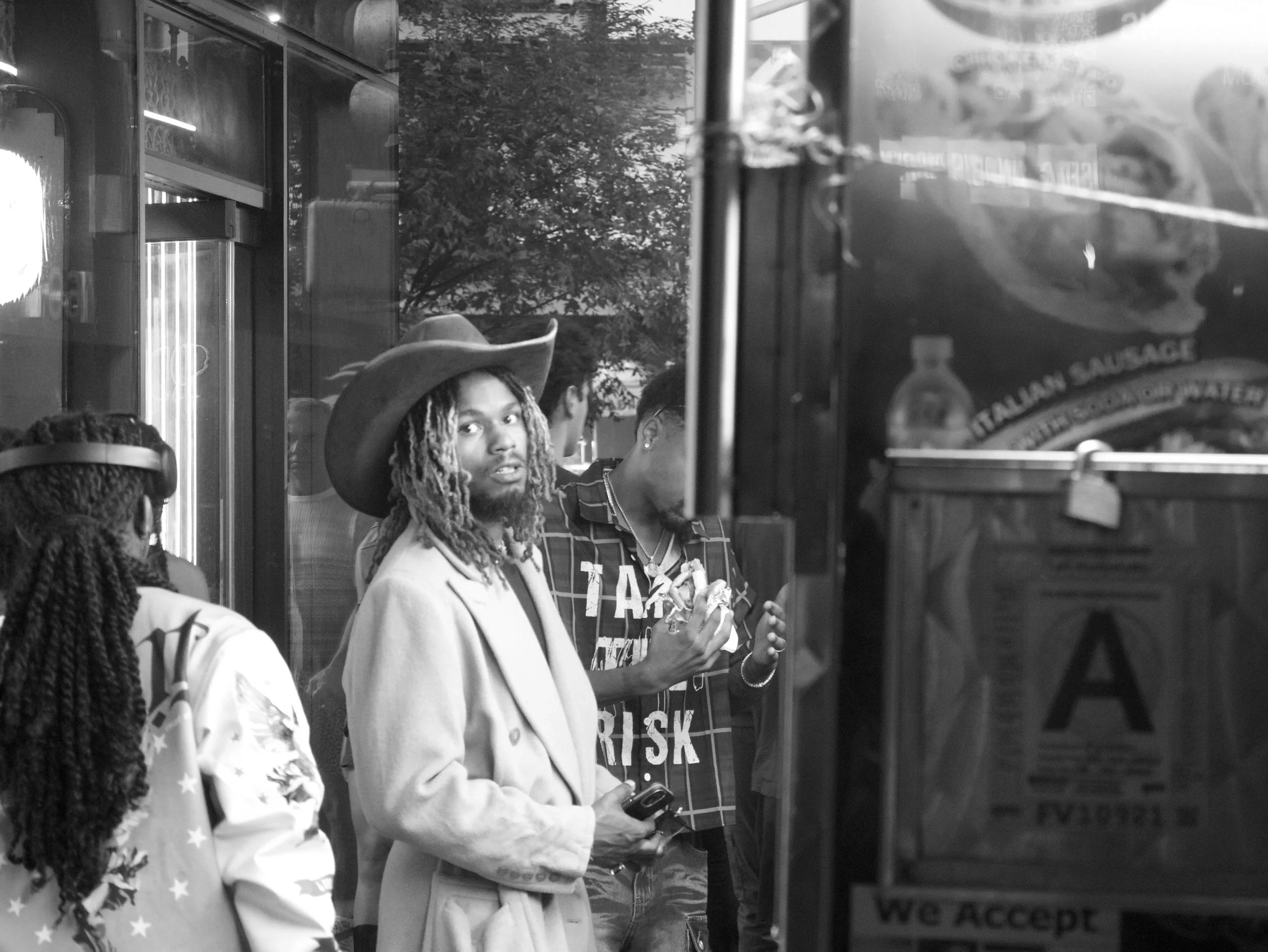 hot dog - 2025 - Digital photograph