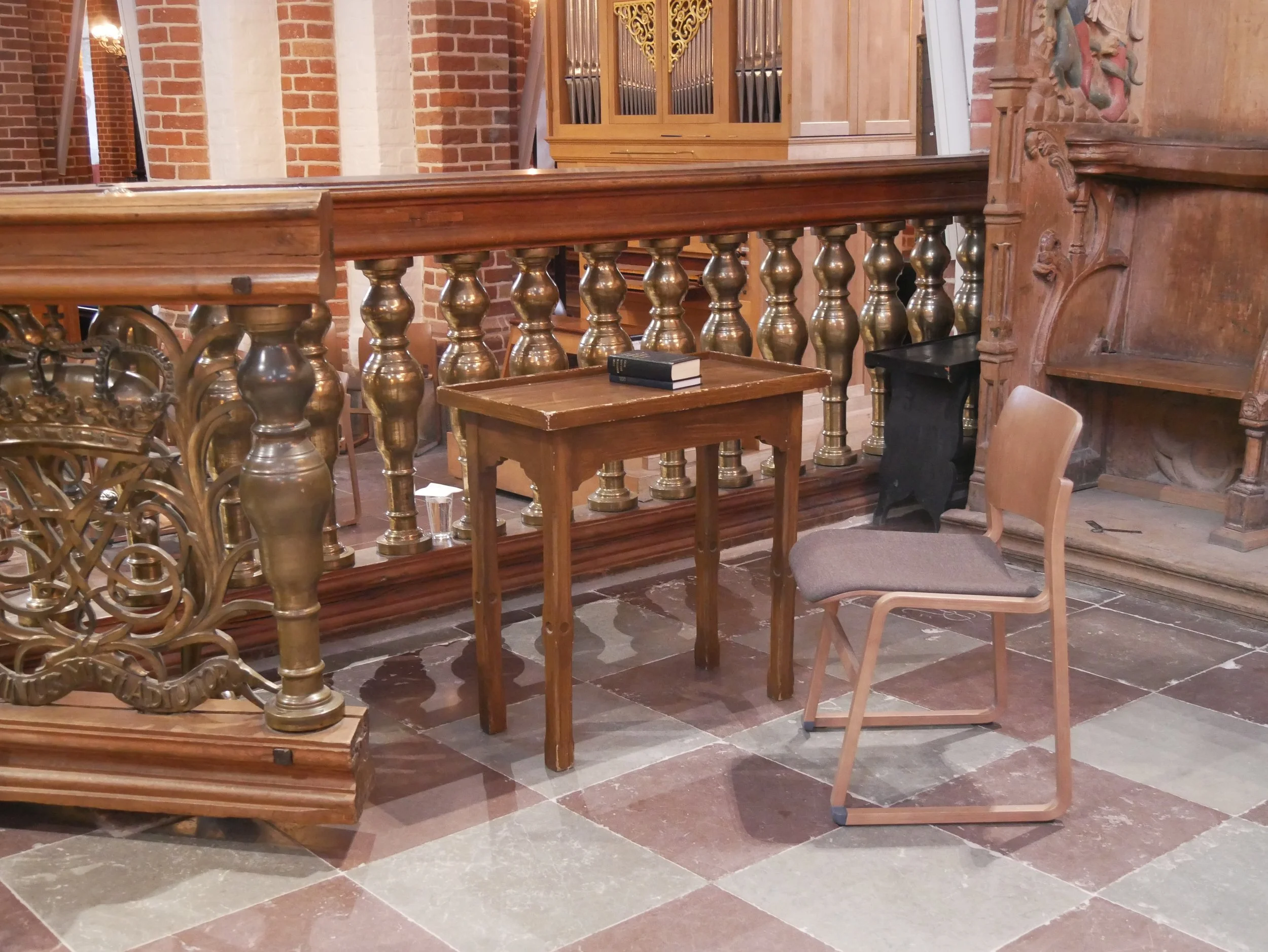 Bidle table - 2025 - Digital photograph