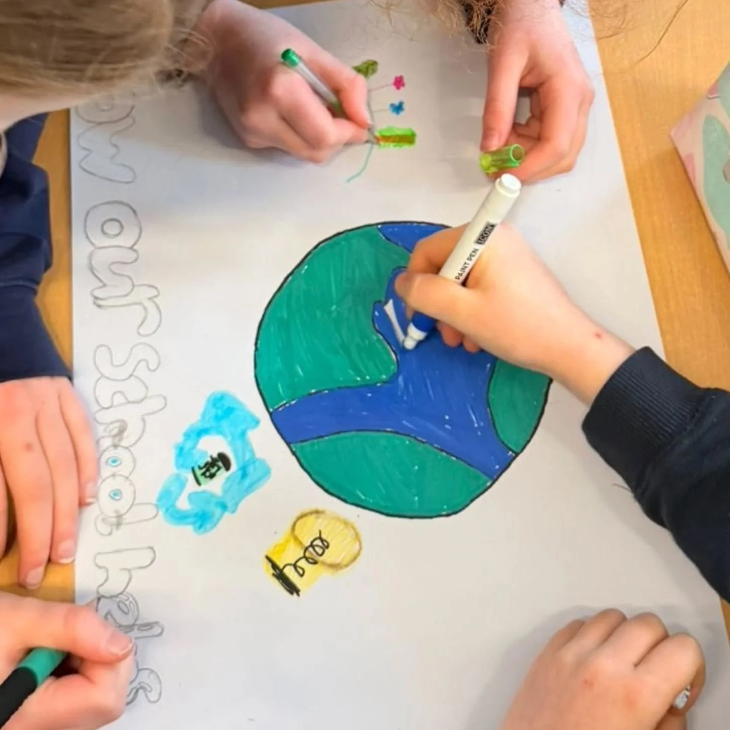 Some pictures of students in our Middle Class working on their recent sustainability project. It's great to see the children take such an interest in the world around them 🌎