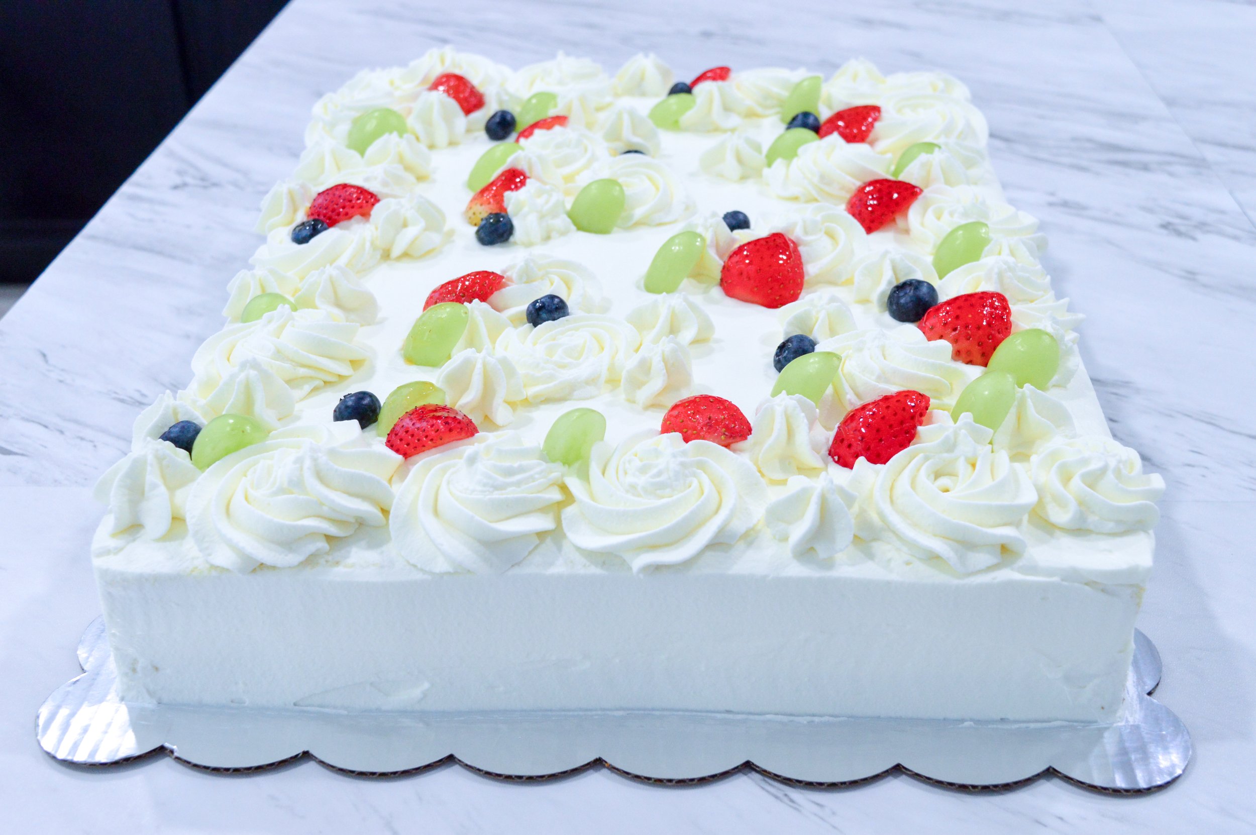 Strawberry Cake-101.jpg