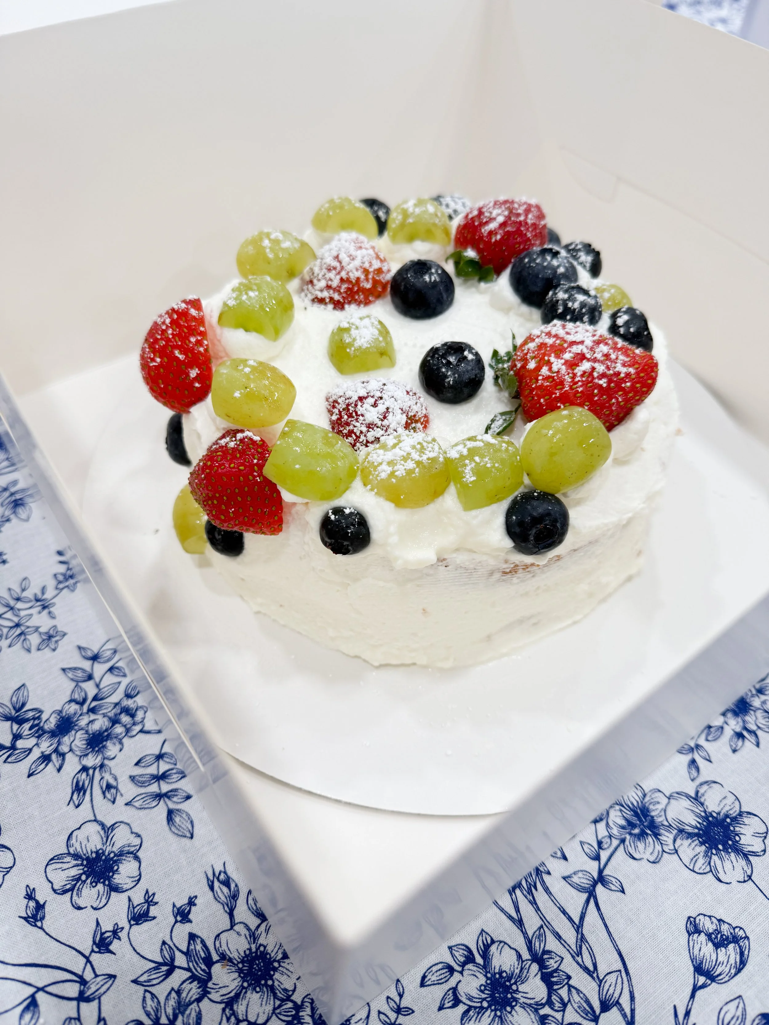 Strawberry Cake-94.jpg