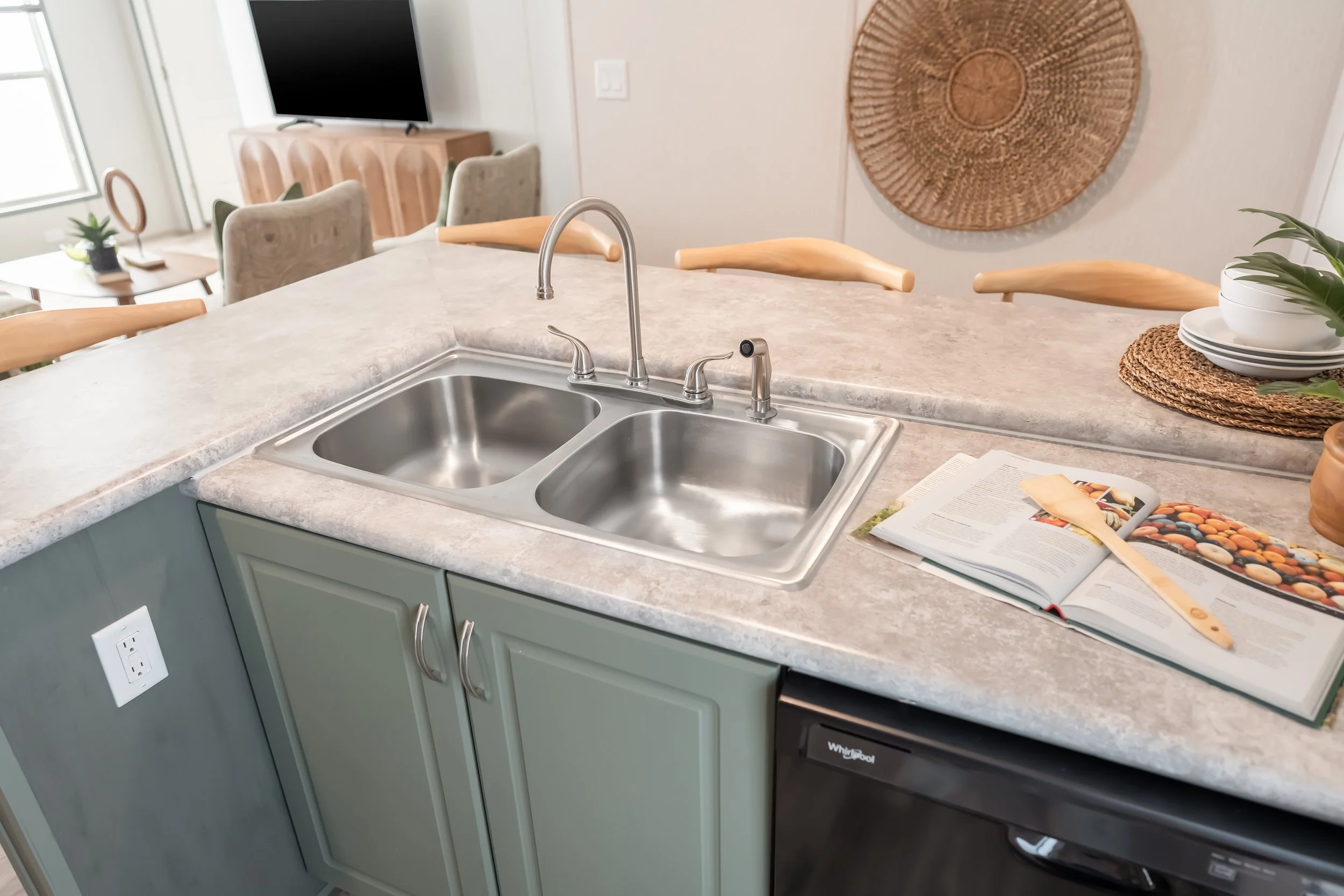 Legacy_S-2448-32A_Kit-Sink_9936-1.jpg