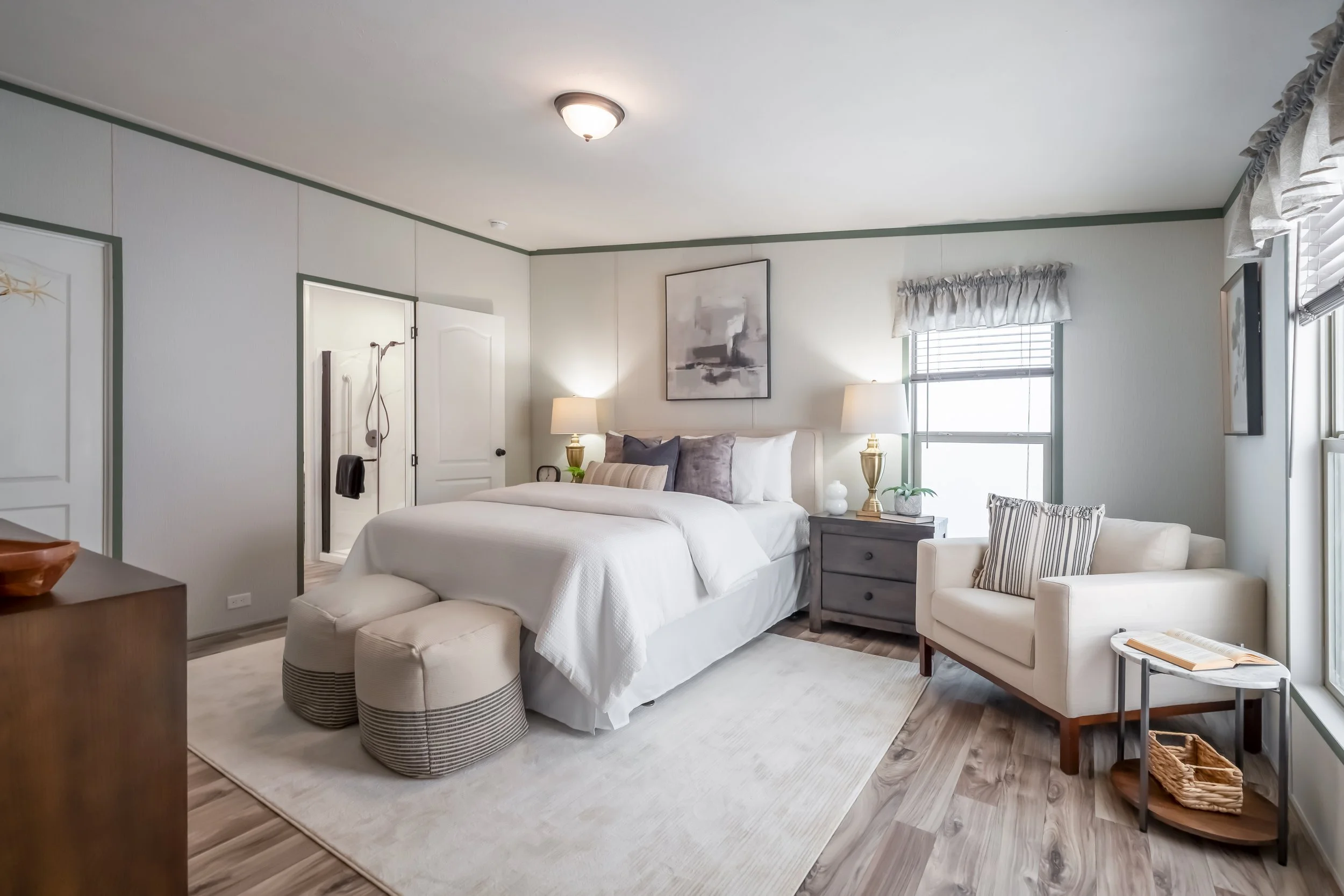 Legacy_H-3248-32A_Bedroom_9400-1.jpg