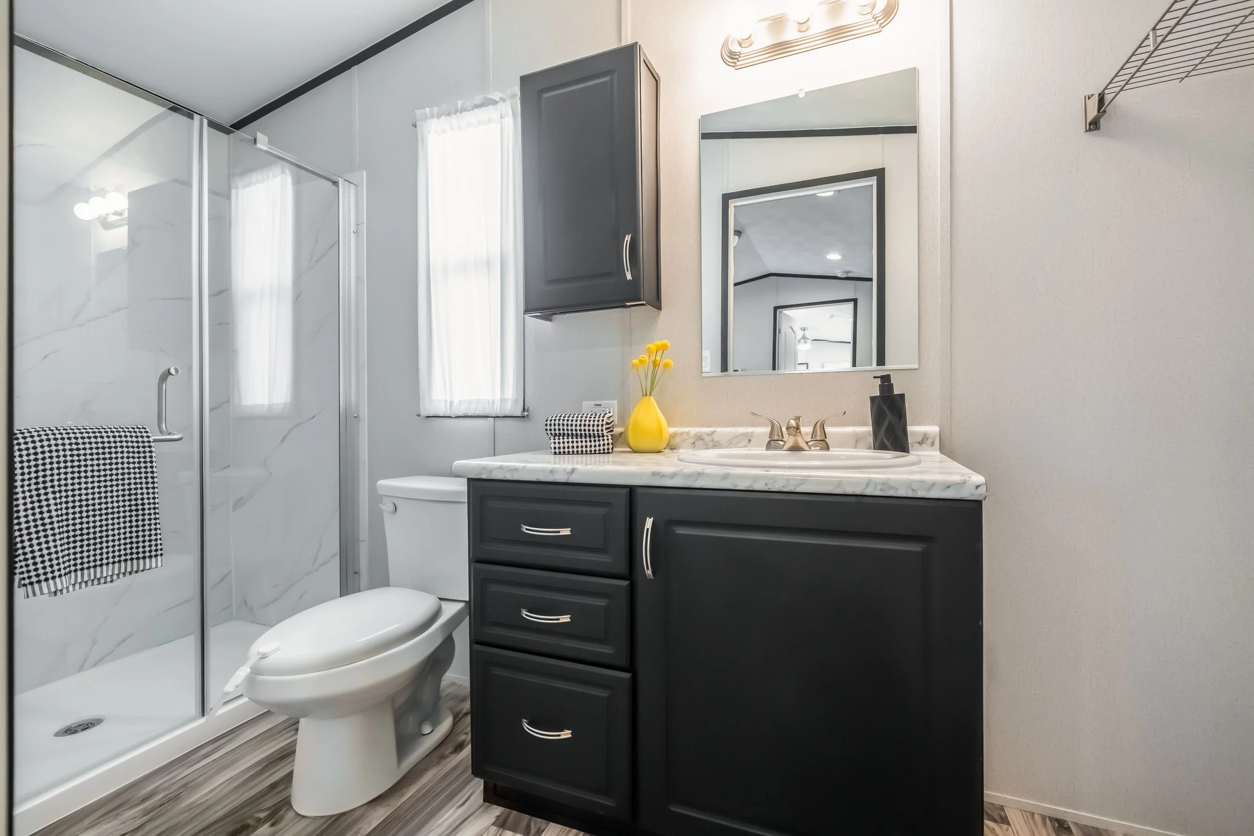 Legacy_S-1240-11A_Bath_8246-1.jpg