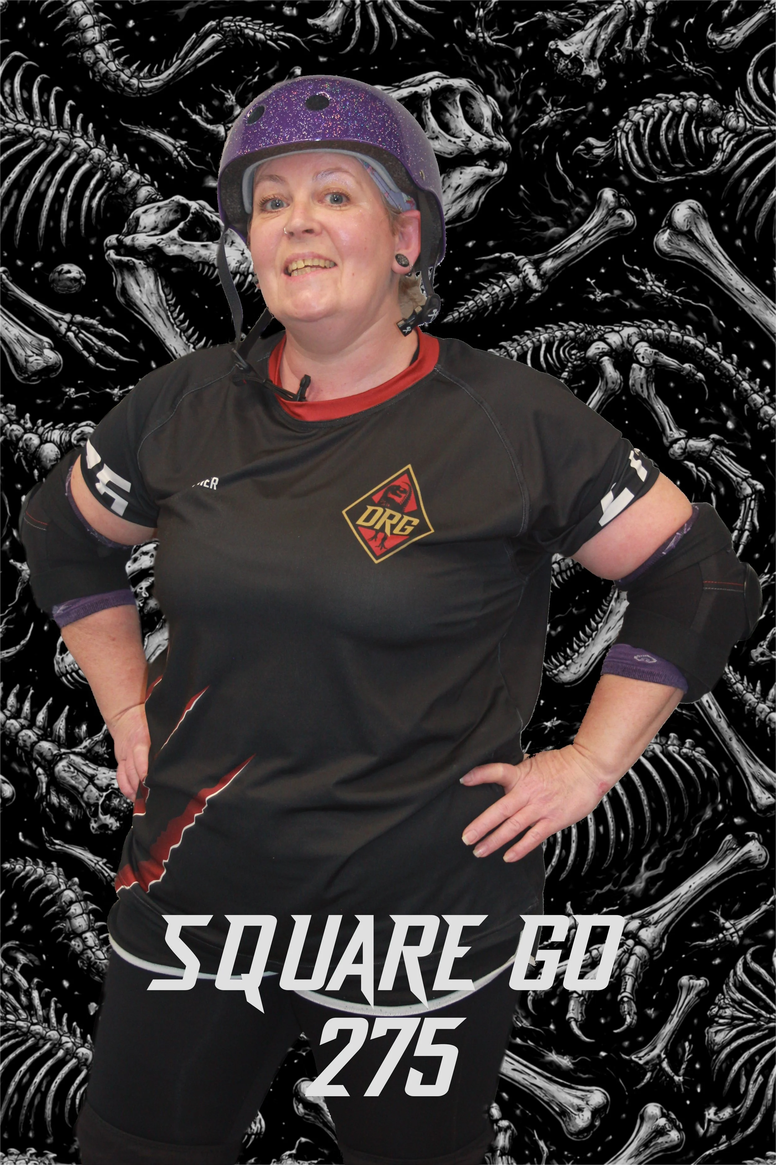A person in a black sports jersey with the number 275 and a badge with a dinosaur logo, wearing a helmet, standing in front of a background with dinosaur skeleton illustrations.