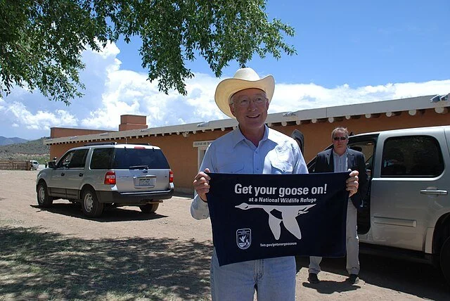 Ken_Salazar_Gets_His_Goose_On!_(7397010528).jpg