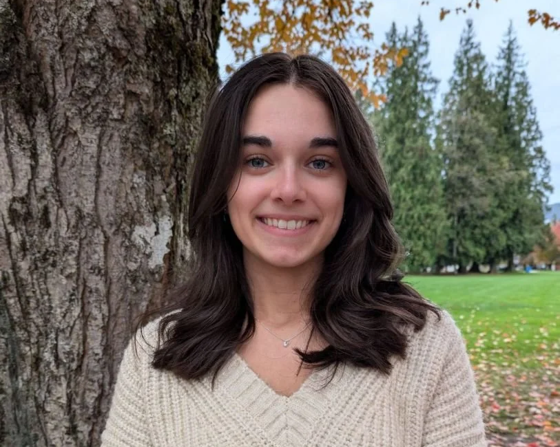 Sarah Fernandes - Headshot.png