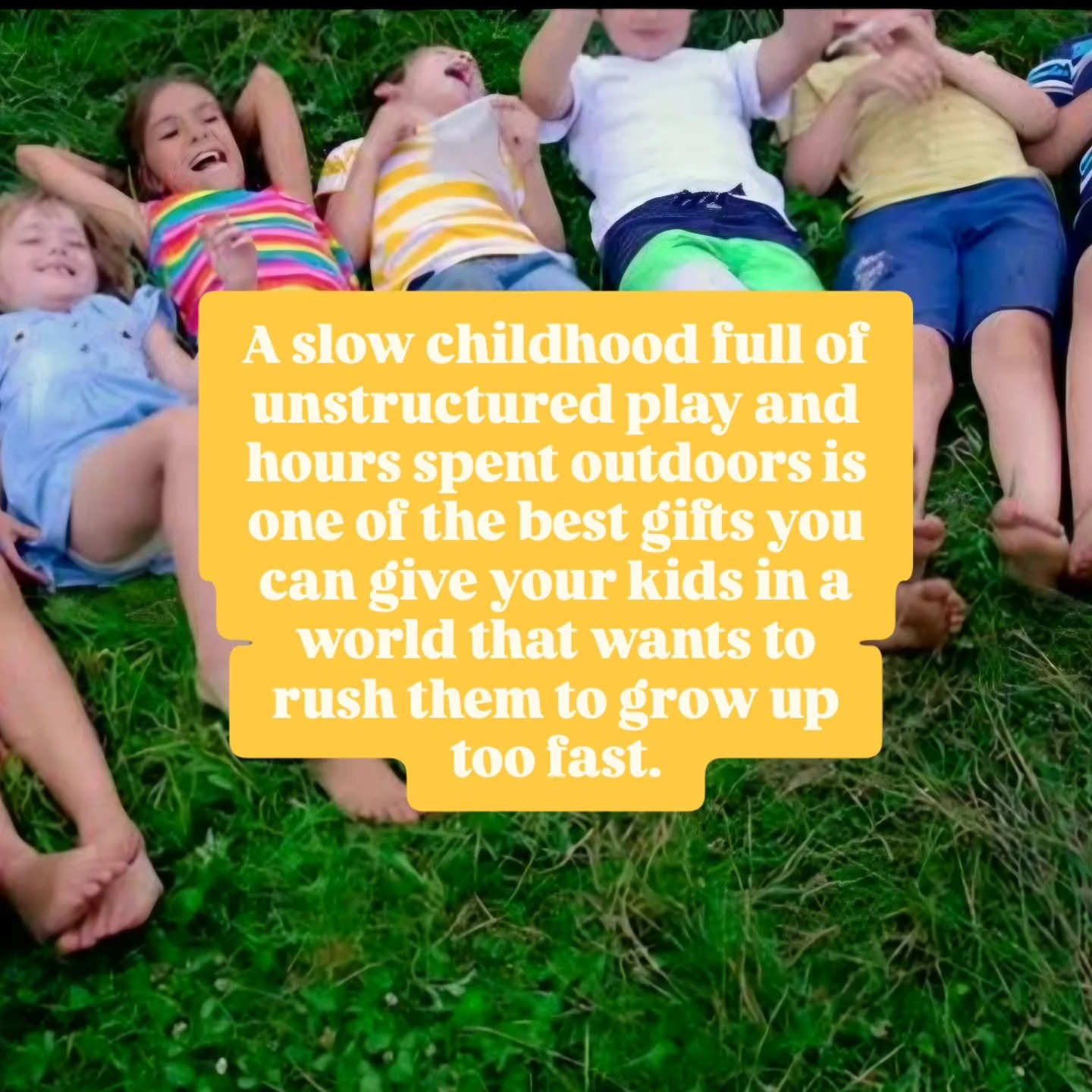 The gift of play ❤️ Simple but not easy. 

#playtherapy #childtherapist #parentandchildtherapy #consiousparenting #socaltherapist