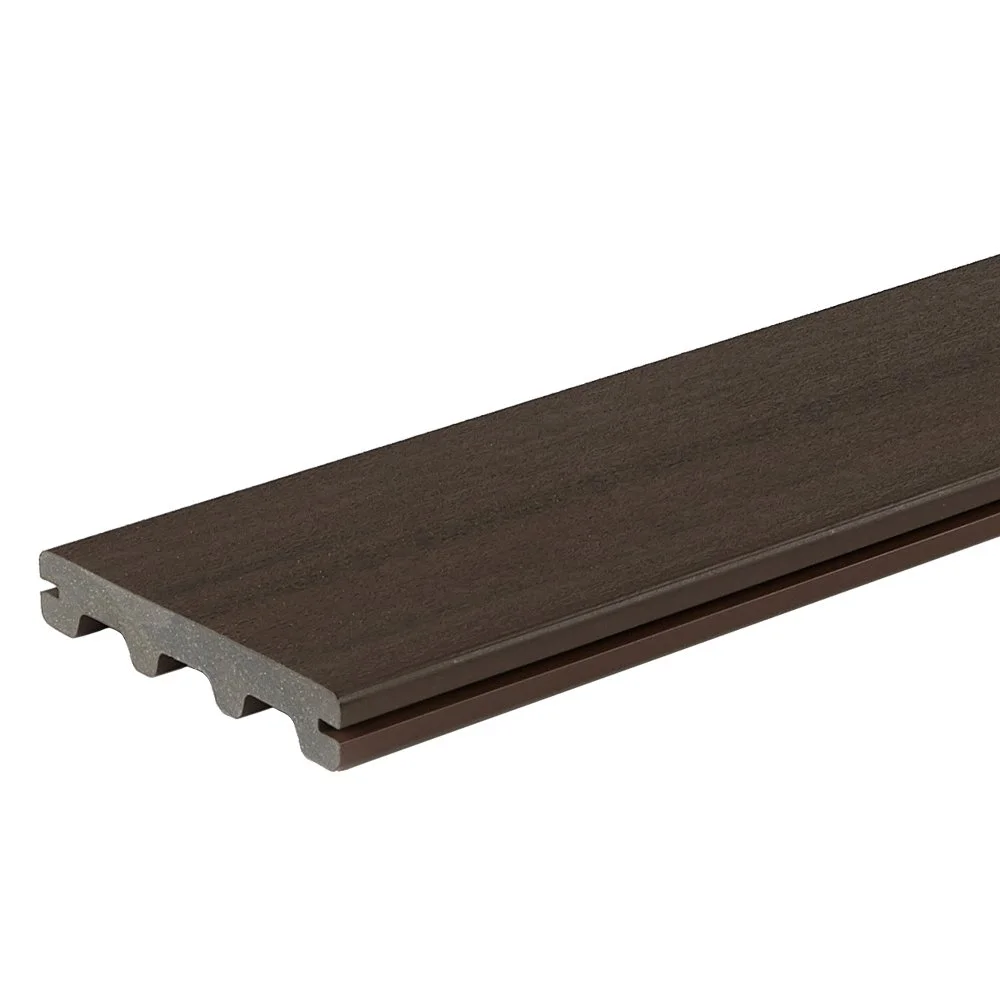 sylvanix-destinations-composite-decking-grooved-boards-vantage.jpg