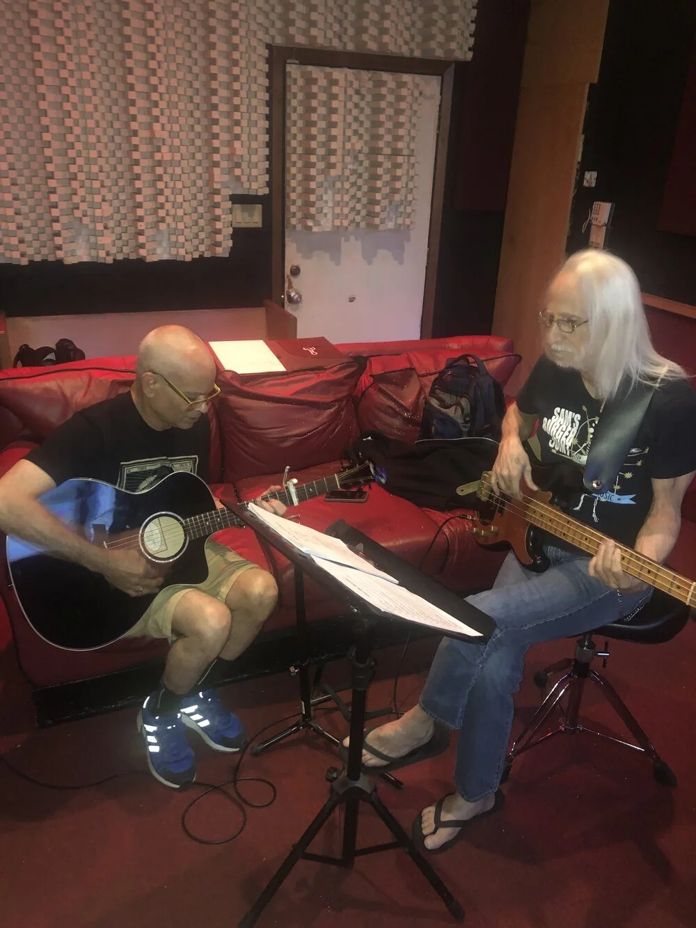 Roger Tausz tacking some bass