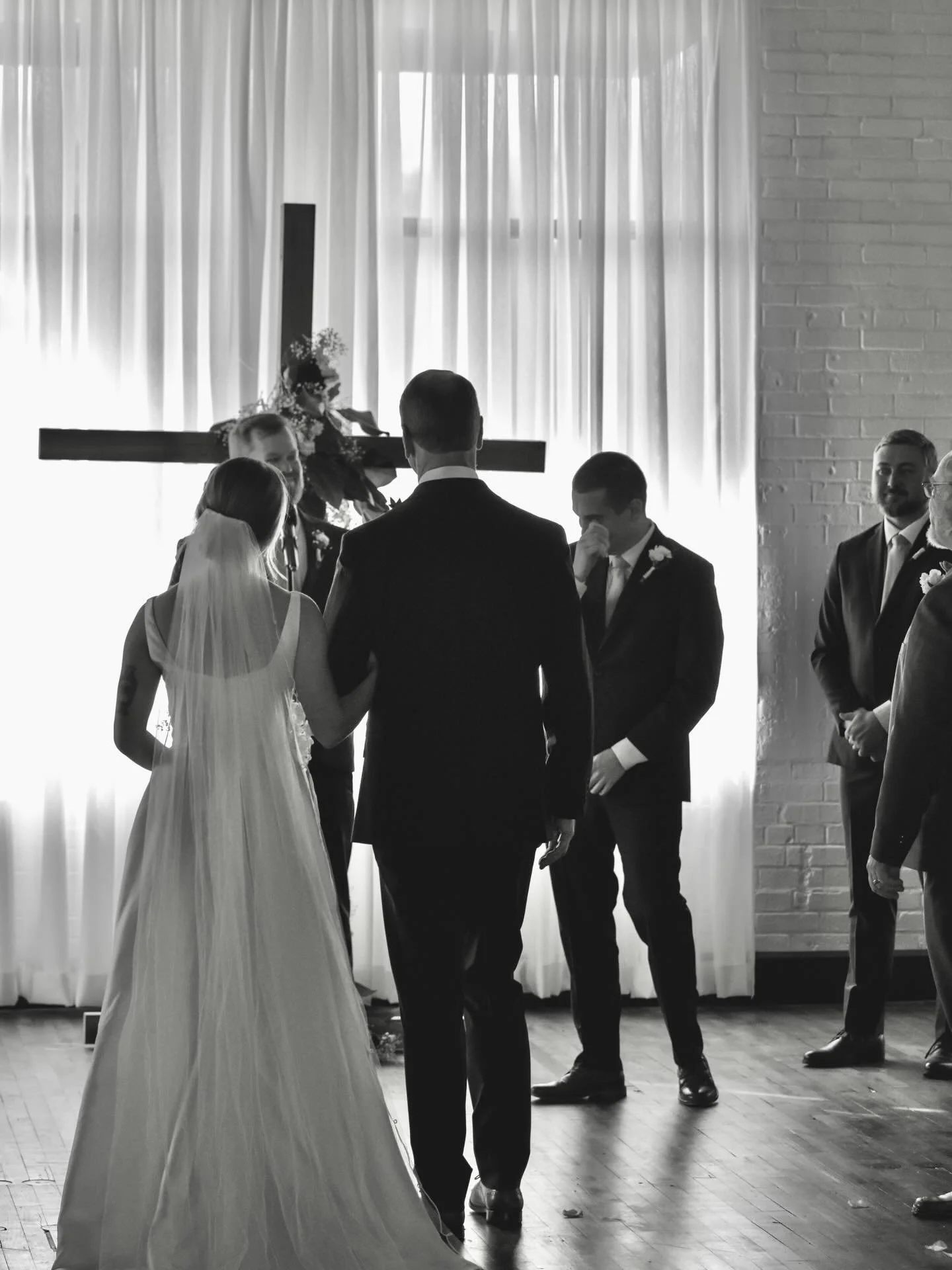 Every detail led to this moment 🤍 It was so special getting to celebrate the Warrens! 
&mdash;&mdash;&mdash;&mdash;&mdash;&mdash;&mdash;
Venue: @theloomvenue 
Planner/Coordinator: @gatheredmoments.events 
Bar: @eatchef360 
Cake: @brickstreetcafe 
Ca