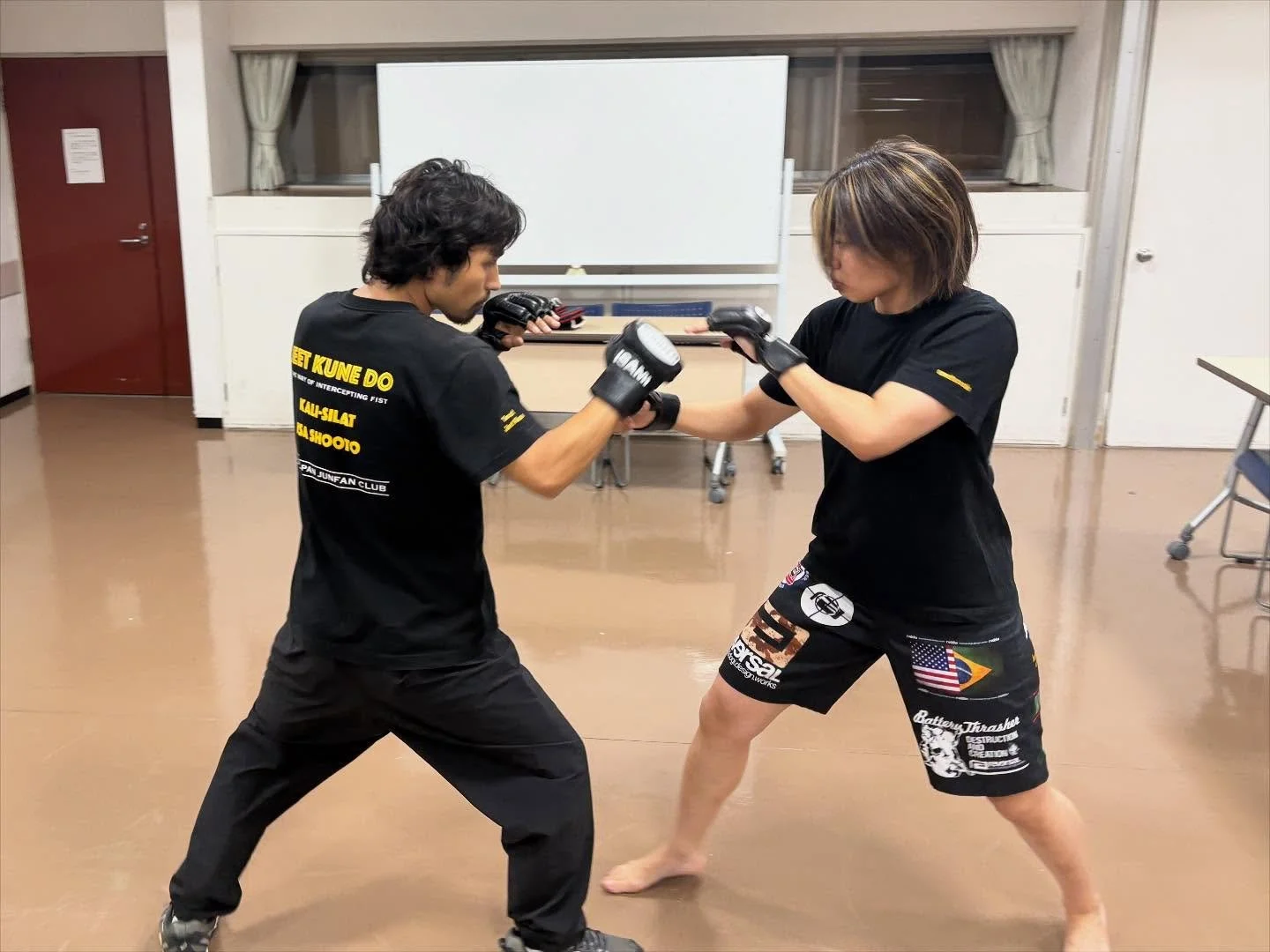 2025年10月の稽古記録

#ブルースリー の武術「#ジークンドー(#JKD)」＆フィリピン武術「#カリ #シラット」＆「#USA修斗」の３つのアートの探求活動

『IUMA日本振藩國術館 日本JUNFANクラブ 表参道支部』
稽古内容・体験申込はホームページへ
https://www.jkdosd.net/

毎週1〜2回、#東京 #渋谷区 または#世田谷区 にて活動中。

#原宿 #代官山 #恵比寿 #代々木上原 #千歳船橋 #祖師谷大蔵