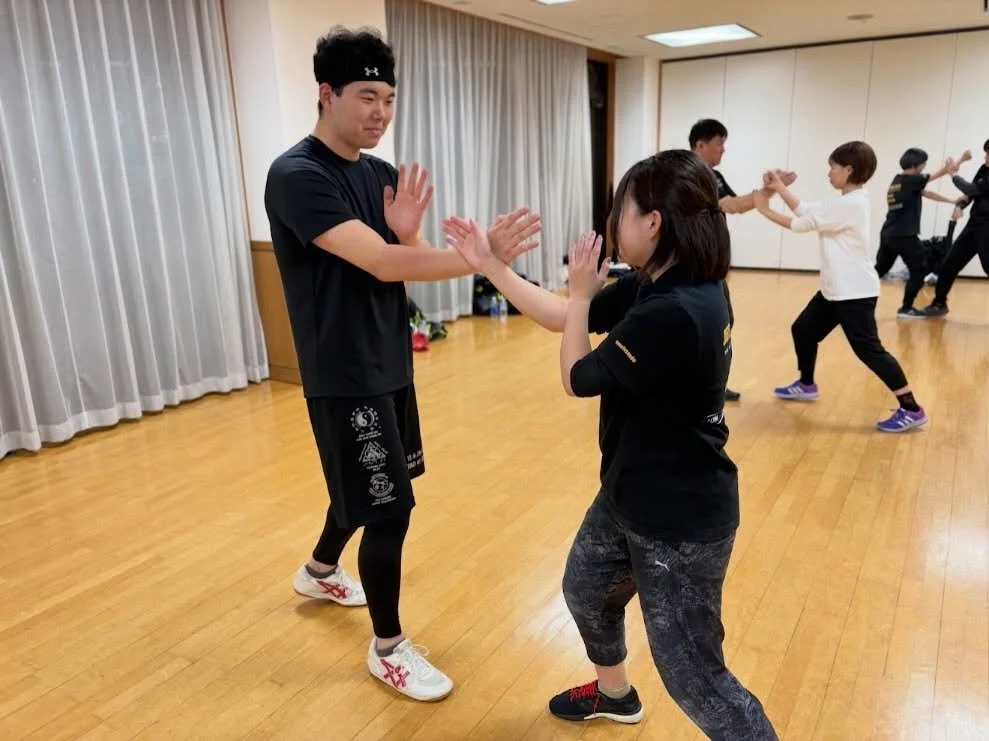 2026年2月の稽古記録

#ブルースリー の武術「#ジークンドー(#JKD)」＆フィリピン武術「#カリ シラット」＆「USA修斗」の３つのアートの探求活動

『IUMA日本振藩國術館 日本JUNFANクラブ 表参道支部』
稽古内容・体験申込はホームページへ
https://www.jkdosd.net/

#東京 渋谷区（原宿 代官山 恵比寿 代々木上原） または世田谷区（千歳船橋 祖師谷大蔵） にて活動中。