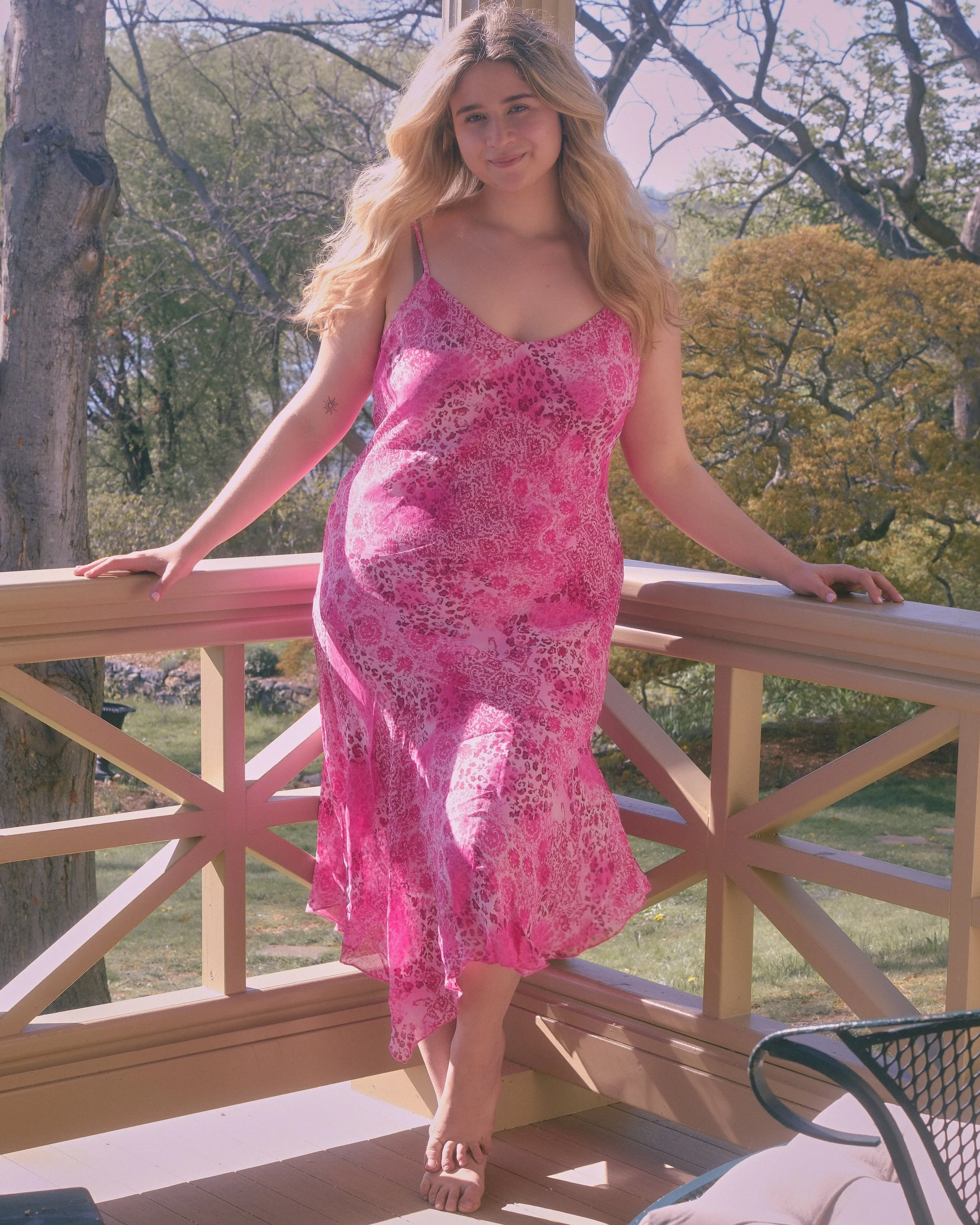 Per una Pink Leopard Midi
