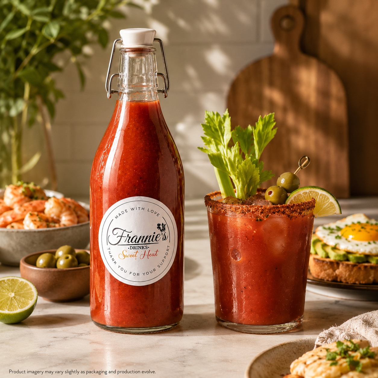 SW 32oz Bottle Pic 4.png