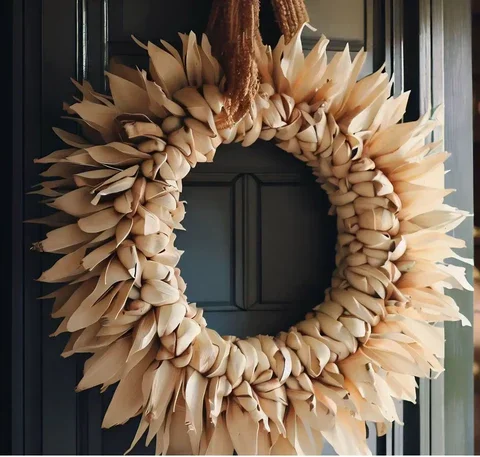 diy-corn-husk-wreath_480x480.webp