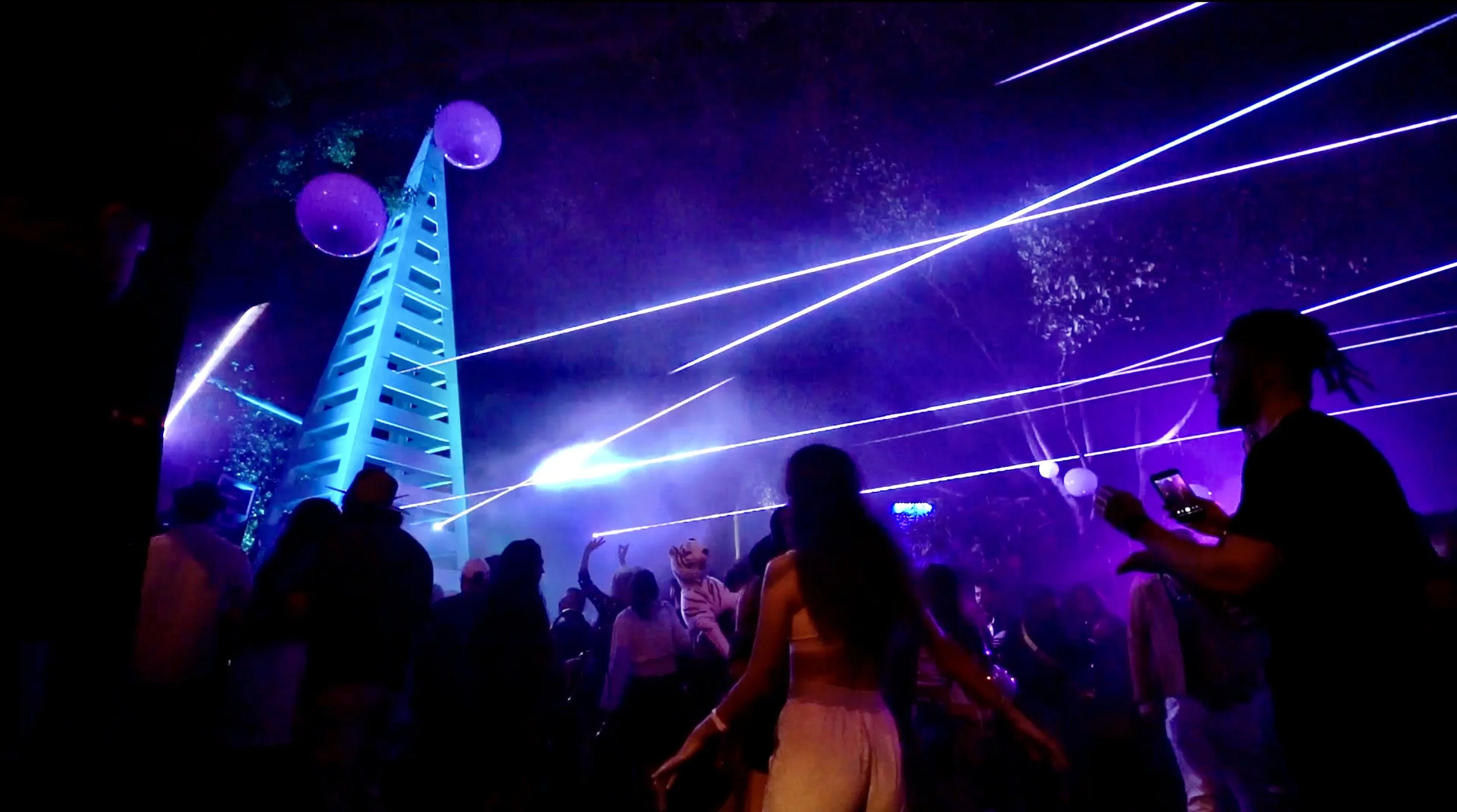 Pyramid People (KAZBA)