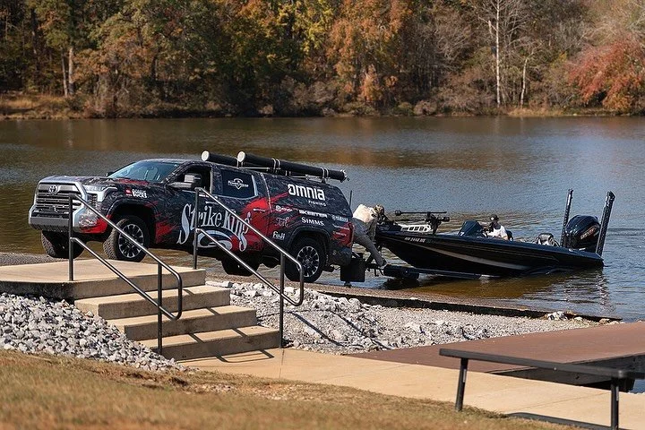 Thank you @eastonfothergillfish for entrusting me with carrying on the legacy of your boat. I believe our friendship was formed under circumstances that go beyond coincidence.
The opportunity to serve on your team during your win at the Bassmaster Cl