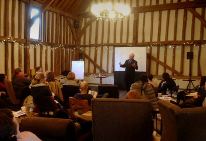 Team Building Activities: A Manager's Guide to Choosing the Right One for Your Team