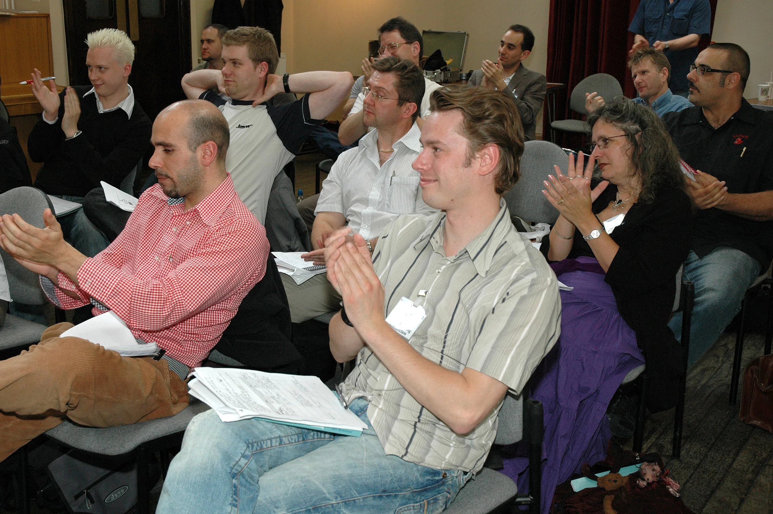 Discover the cold reading meaning and key techniques to boost insight ...