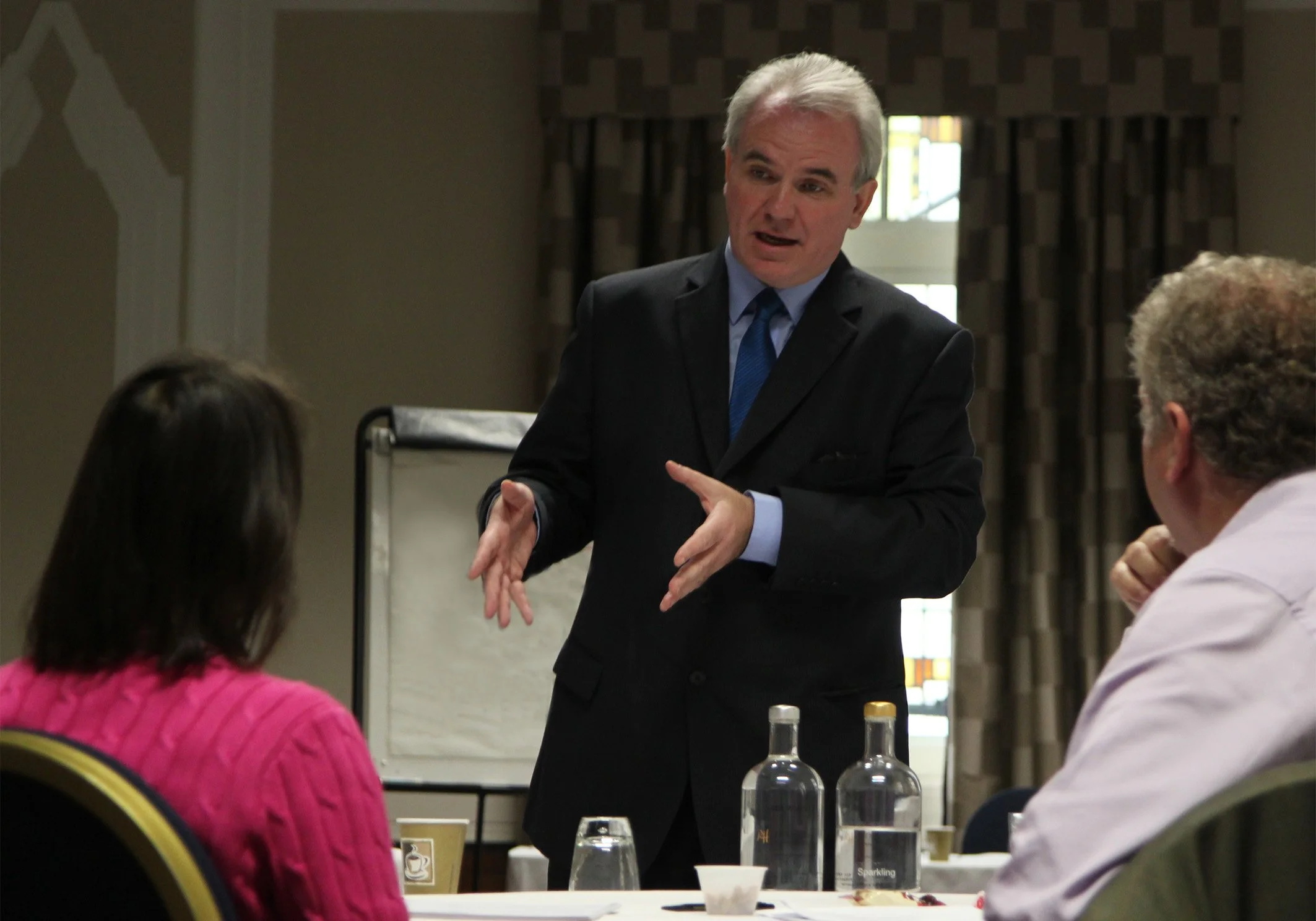 Cold Reading Meaning: A Complete Guide